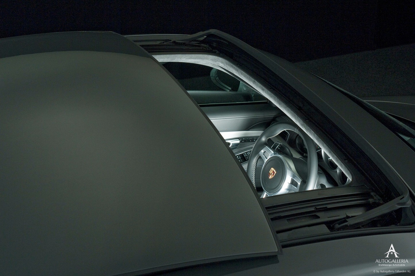 PORSCHE 911 Carrera S 50 Years PDK-image-8
