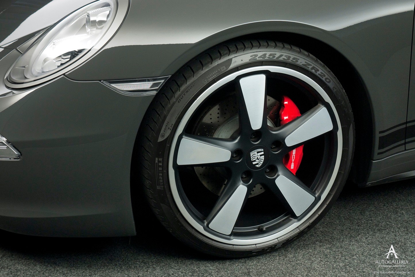 PORSCHE 911 Carrera S 50 Years PDK-image-7