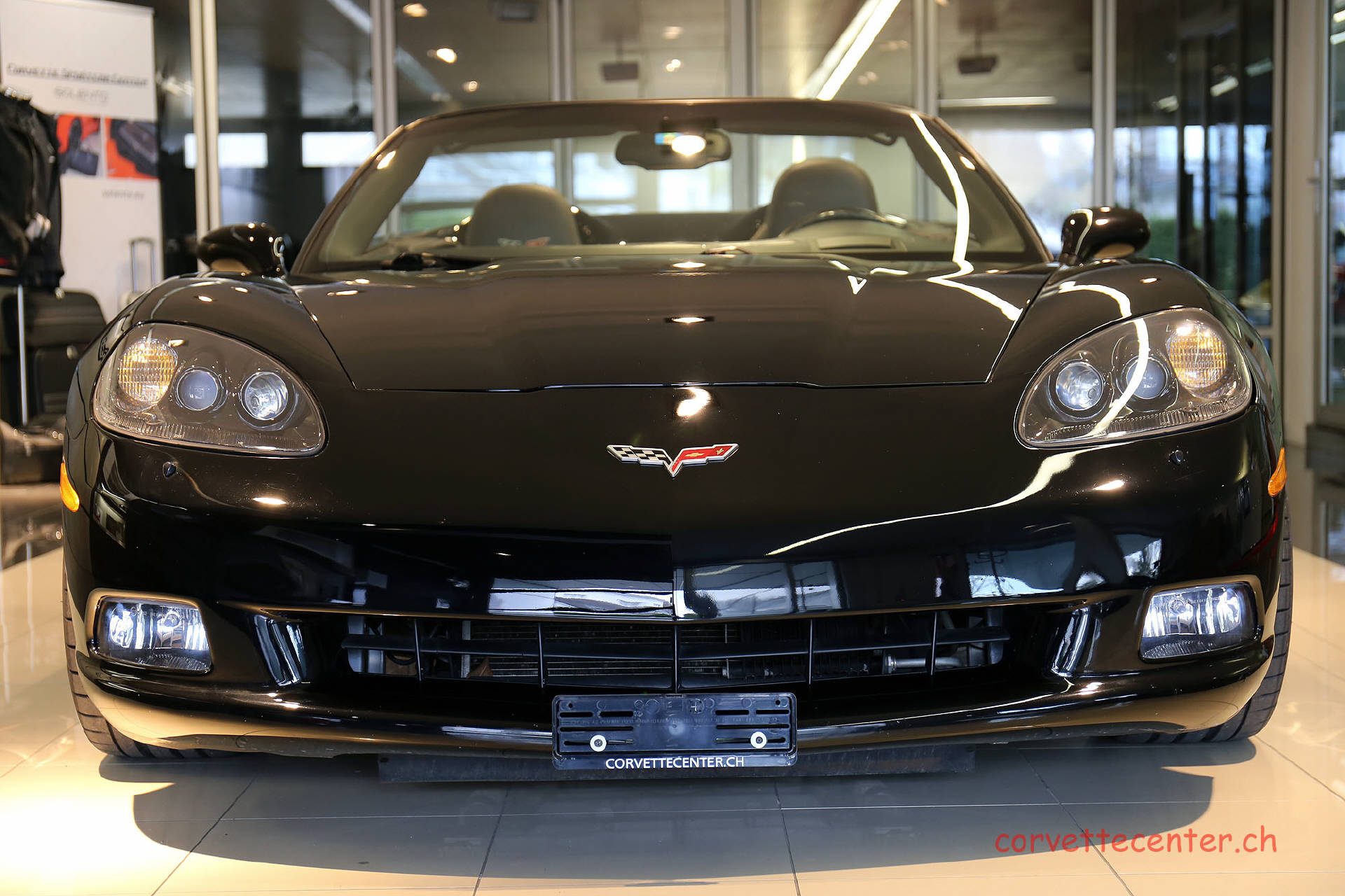 CHEVROLET Corvette Convertible 6.2 V8-showroom-element-2