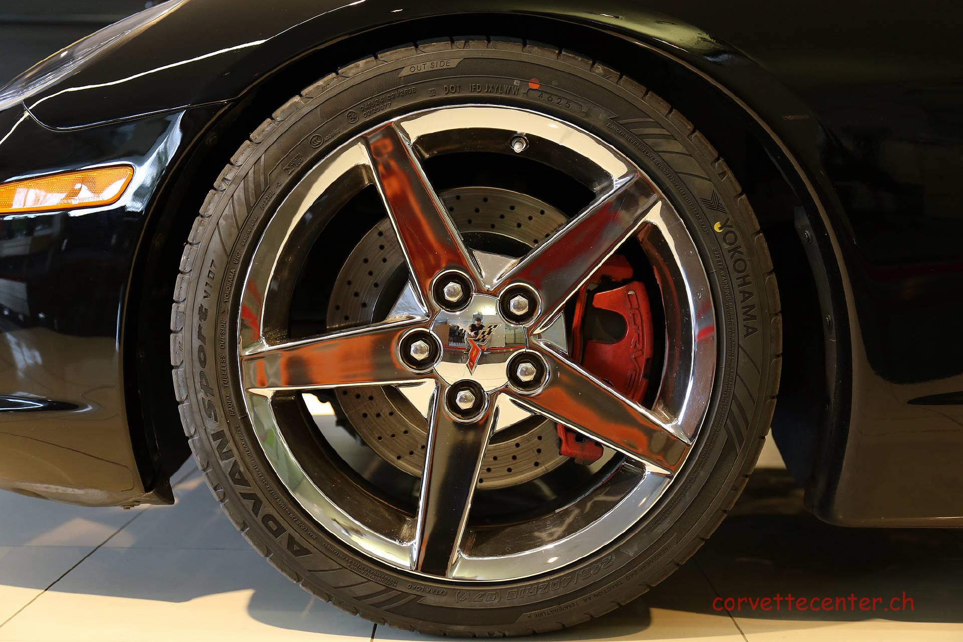 CHEVROLET Corvette Convertible 6.2 V8-image-8