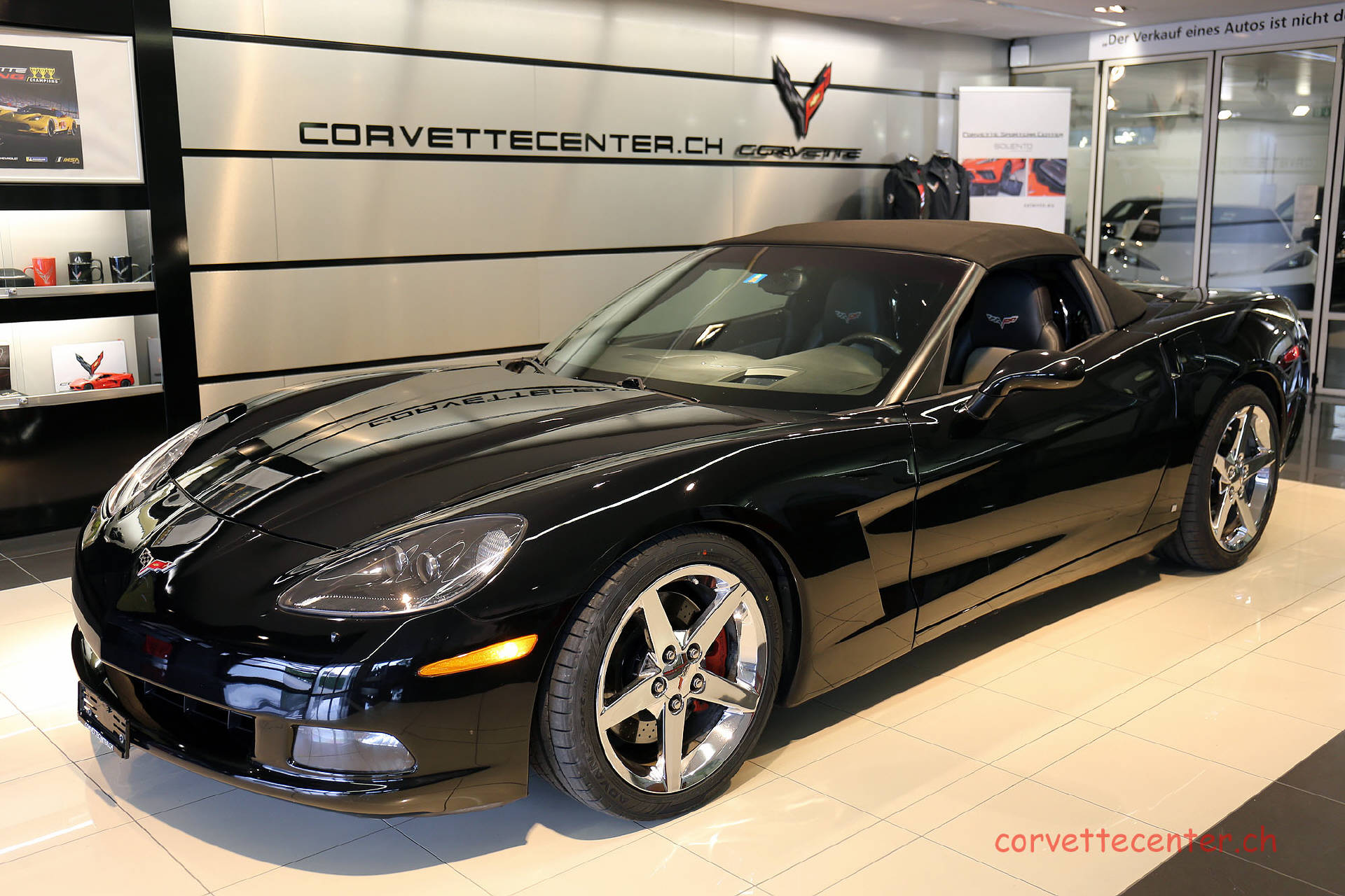 CHEVROLET Corvette Convertible 6.2 V8-image-13