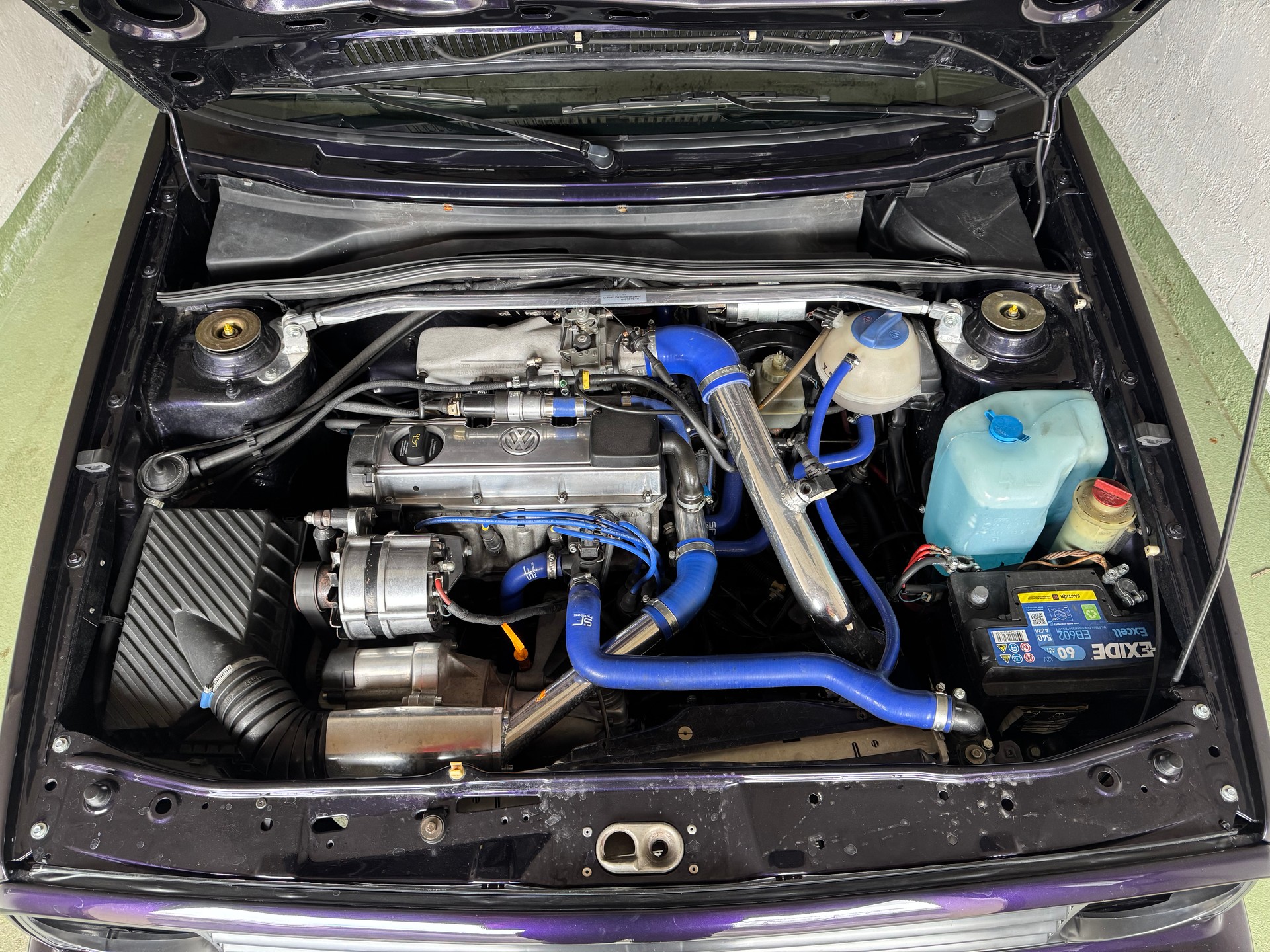 VW Golf 1800 GTI G60 Fire and Ice-image-22
