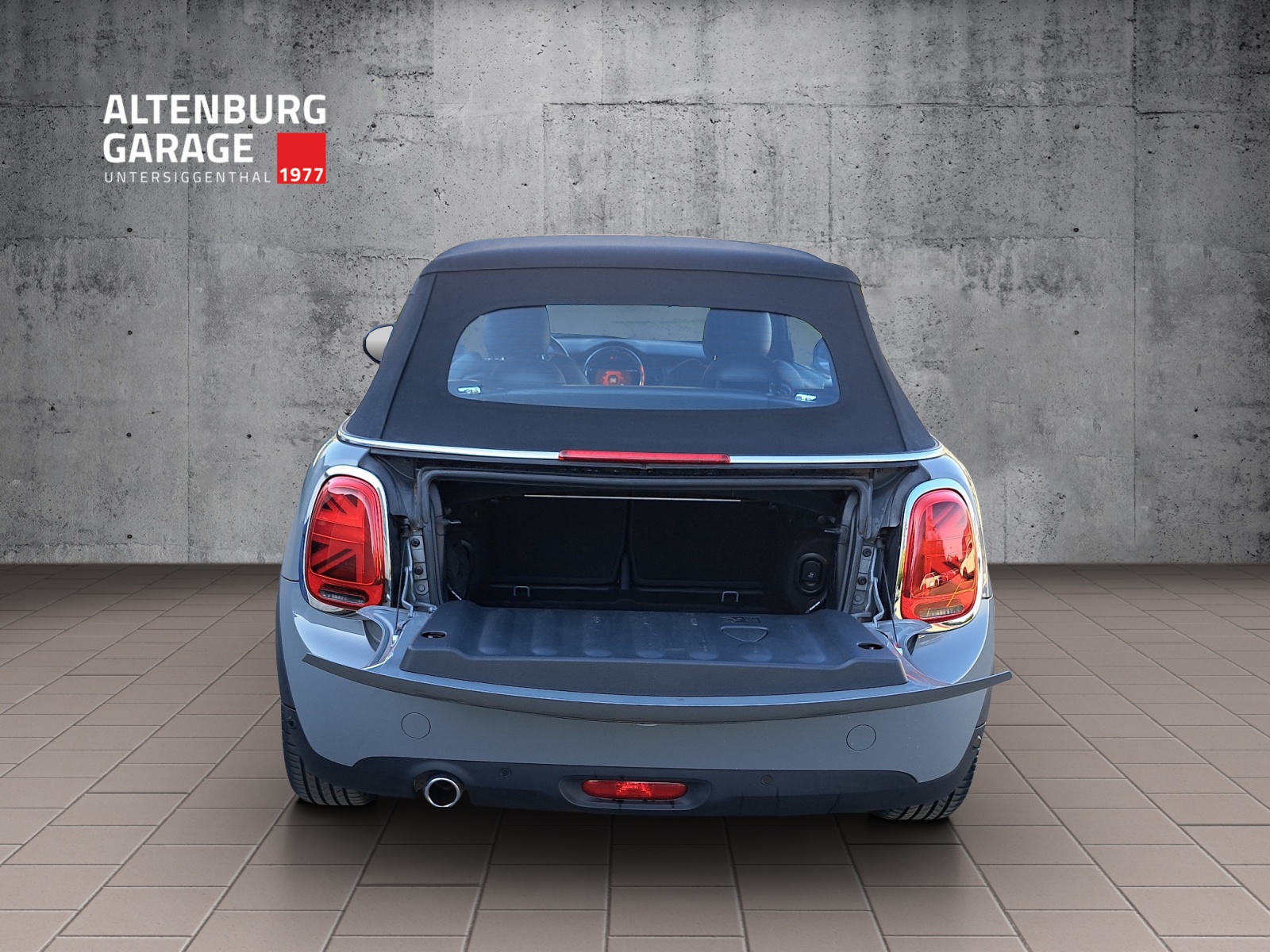 MINI Cabrio F57 1.5i Cooper-image-16