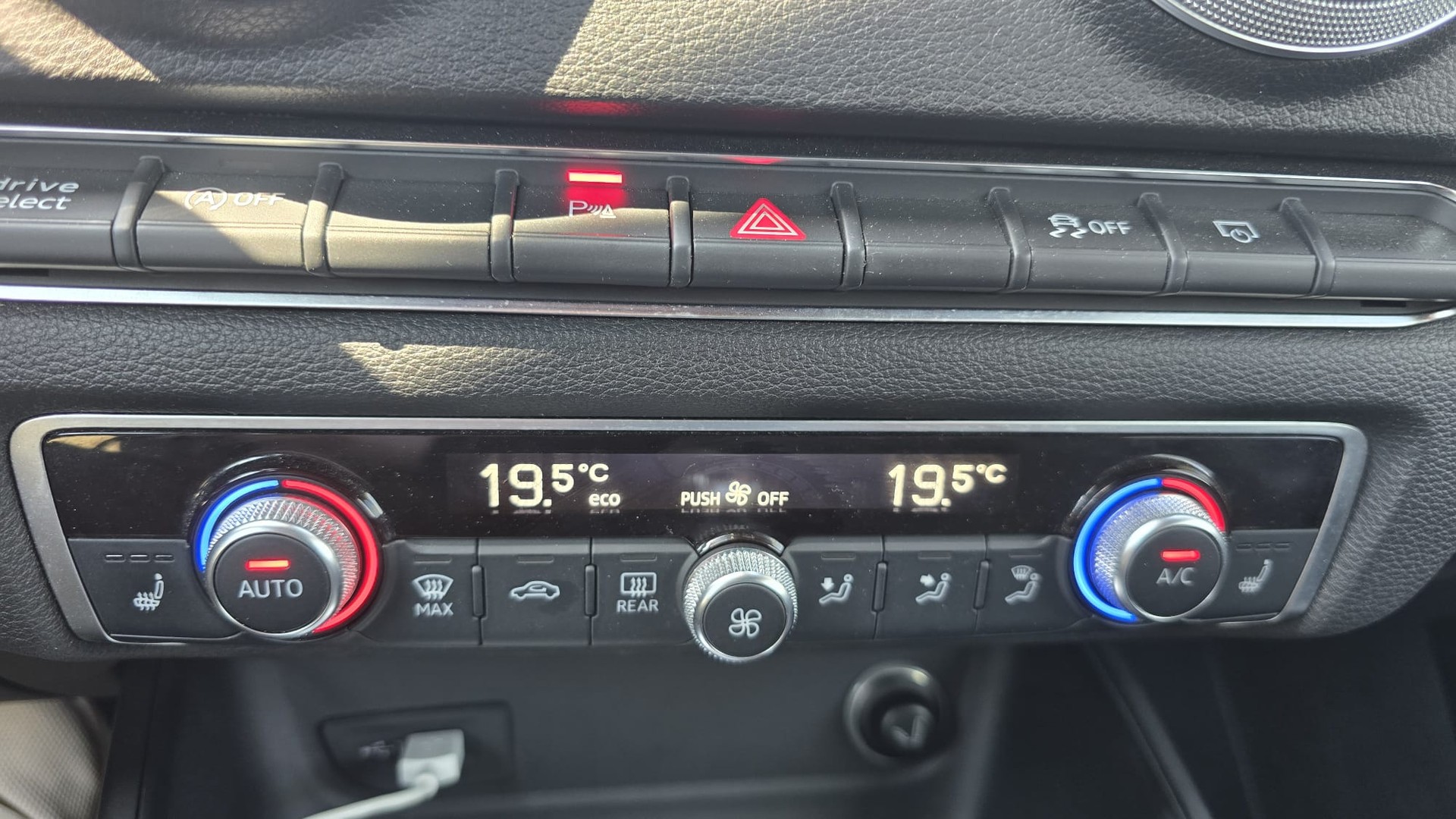 AUDI A3 Cabriolet 35 TFSI Sport S LINE S-tronic navi / ACC / tempomat / 8x alu / TLeder / CH AUTO-image-10