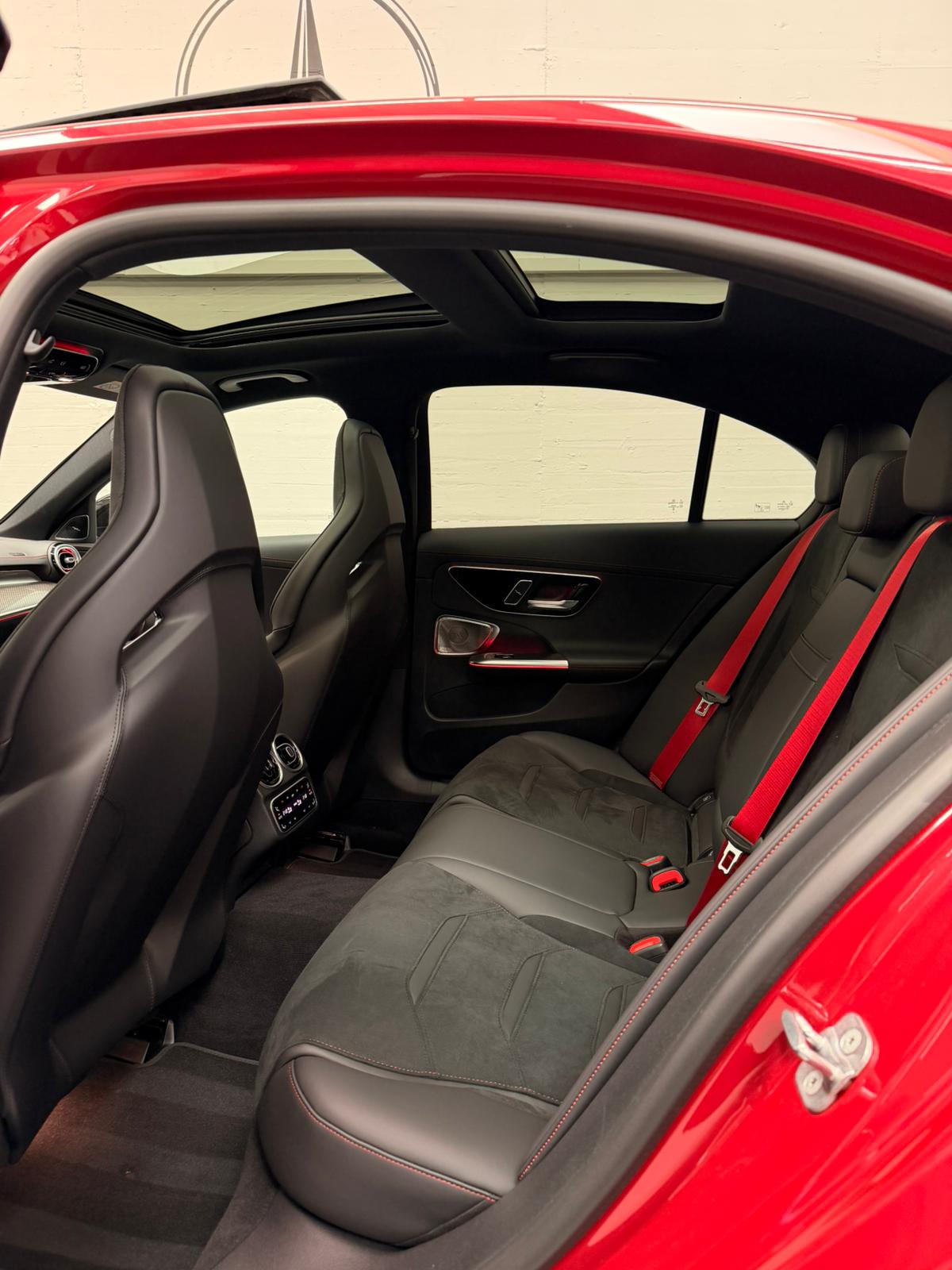 MERCEDES-BENZ C 43 AMG (C63s AMG Bodykit) Limited Red&Black Performance MB Vollgarantie & Gratisservice-image-14