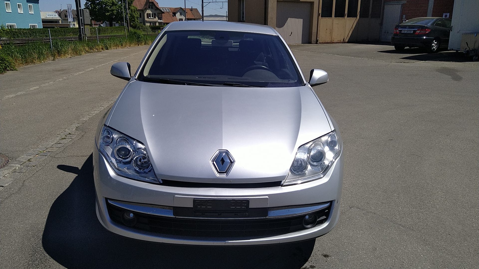 RENAULT Laguna 2.0 16V Expression-image-1