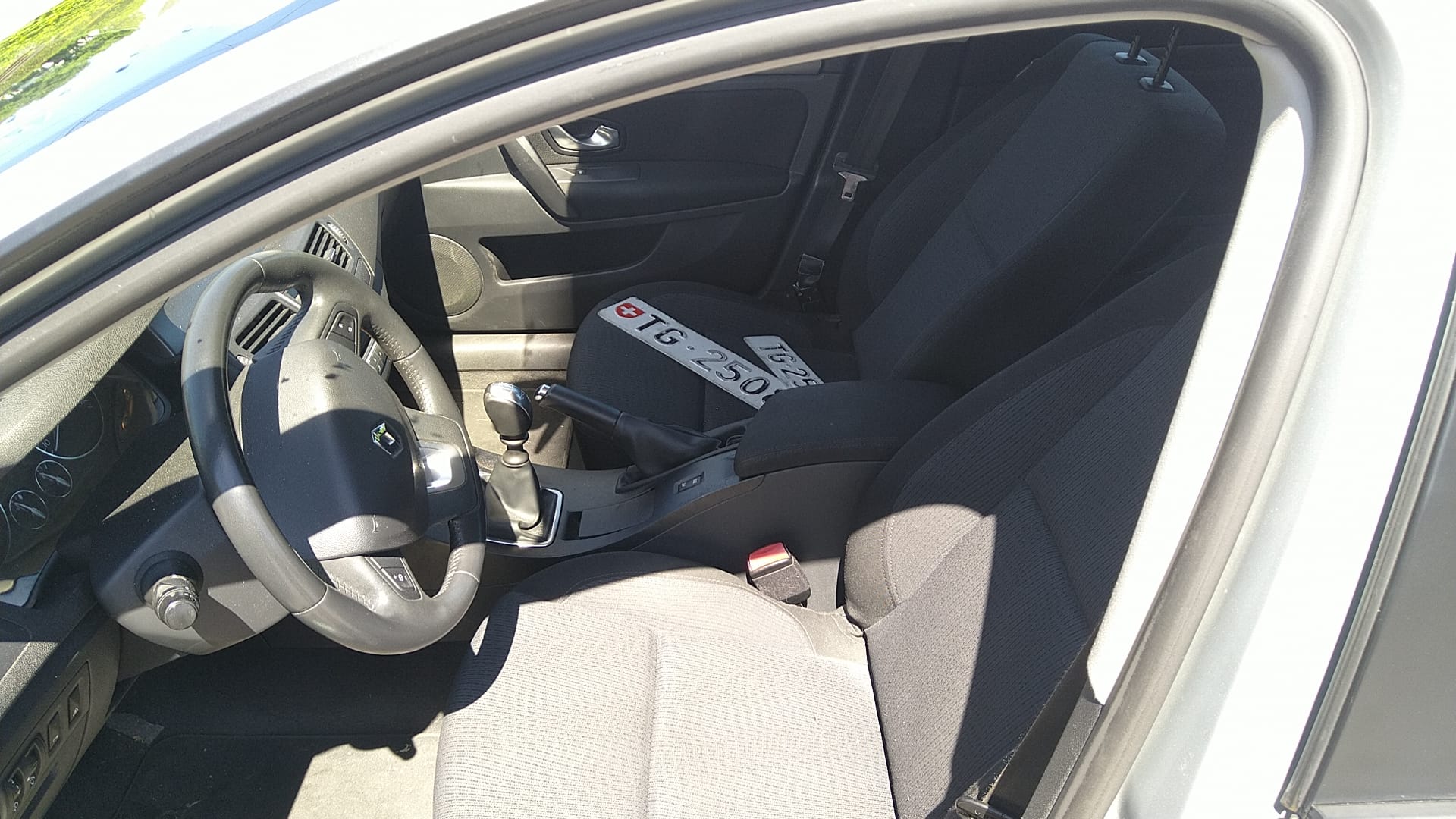 RENAULT Laguna 2.0 16V Expression-image-6