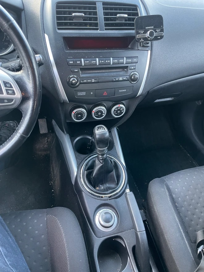 MITSUBISHI ASX 1.8 DID Invite 4WD-image-6
