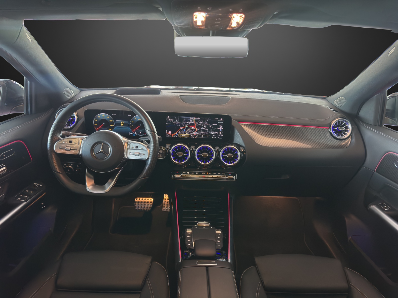 MERCEDES-BENZ GLA 250 AMG Line 4Matic-image-9