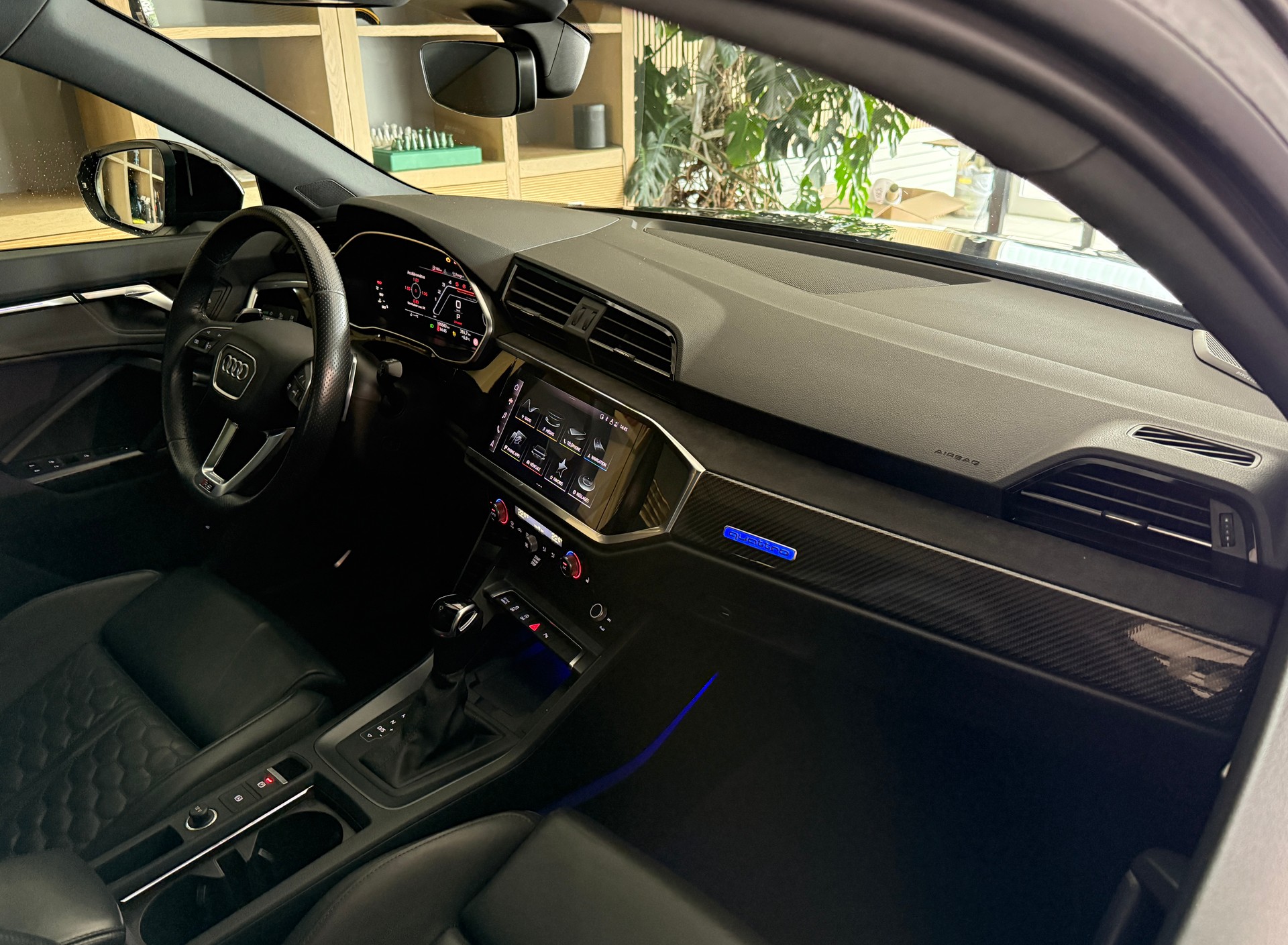 AUDI RS Q3 Sportback quattro S tronic-image-15