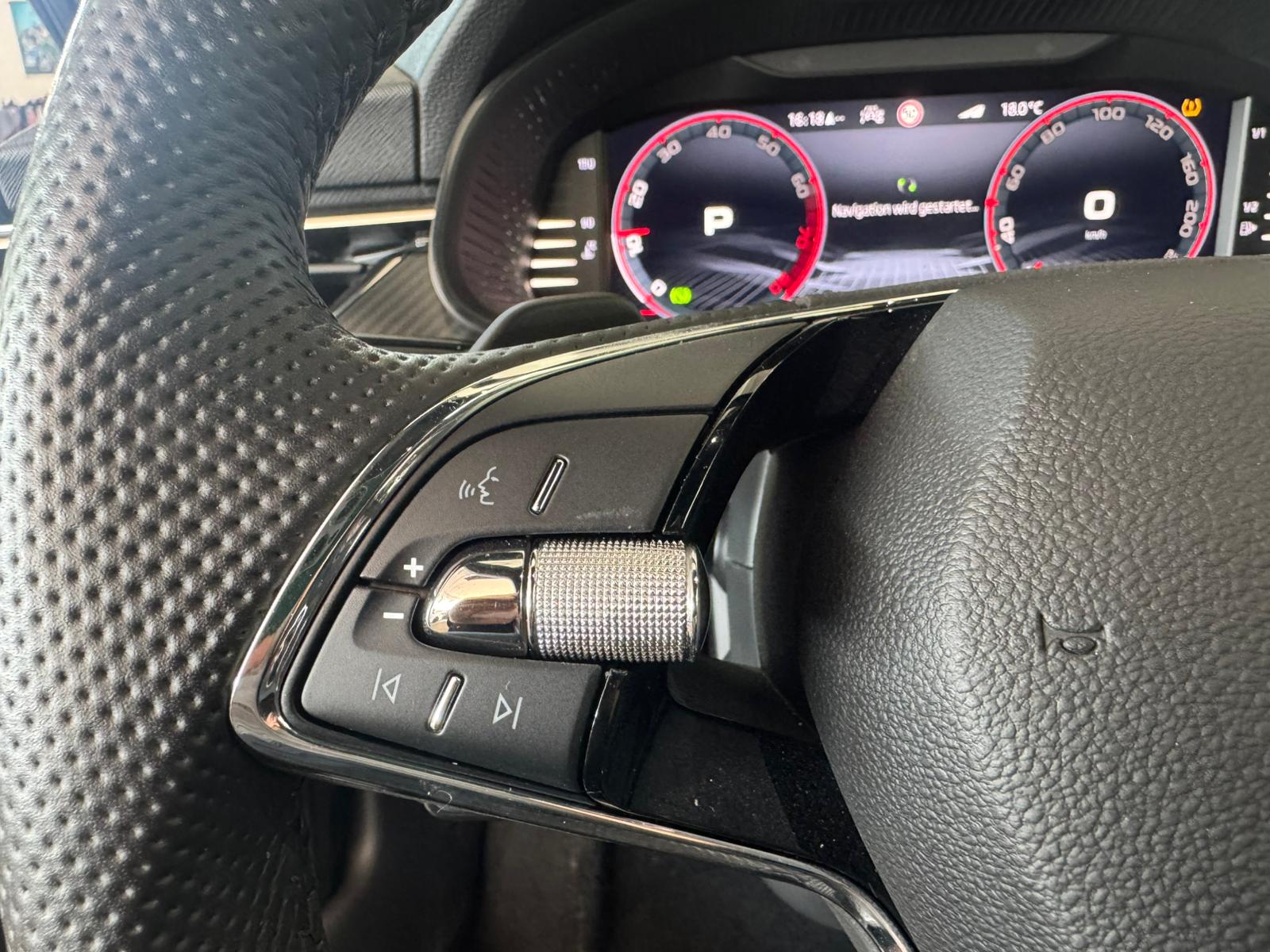 SKODA Kamiq 1.5 TSI ACT Monte Carlo DSG-image-19