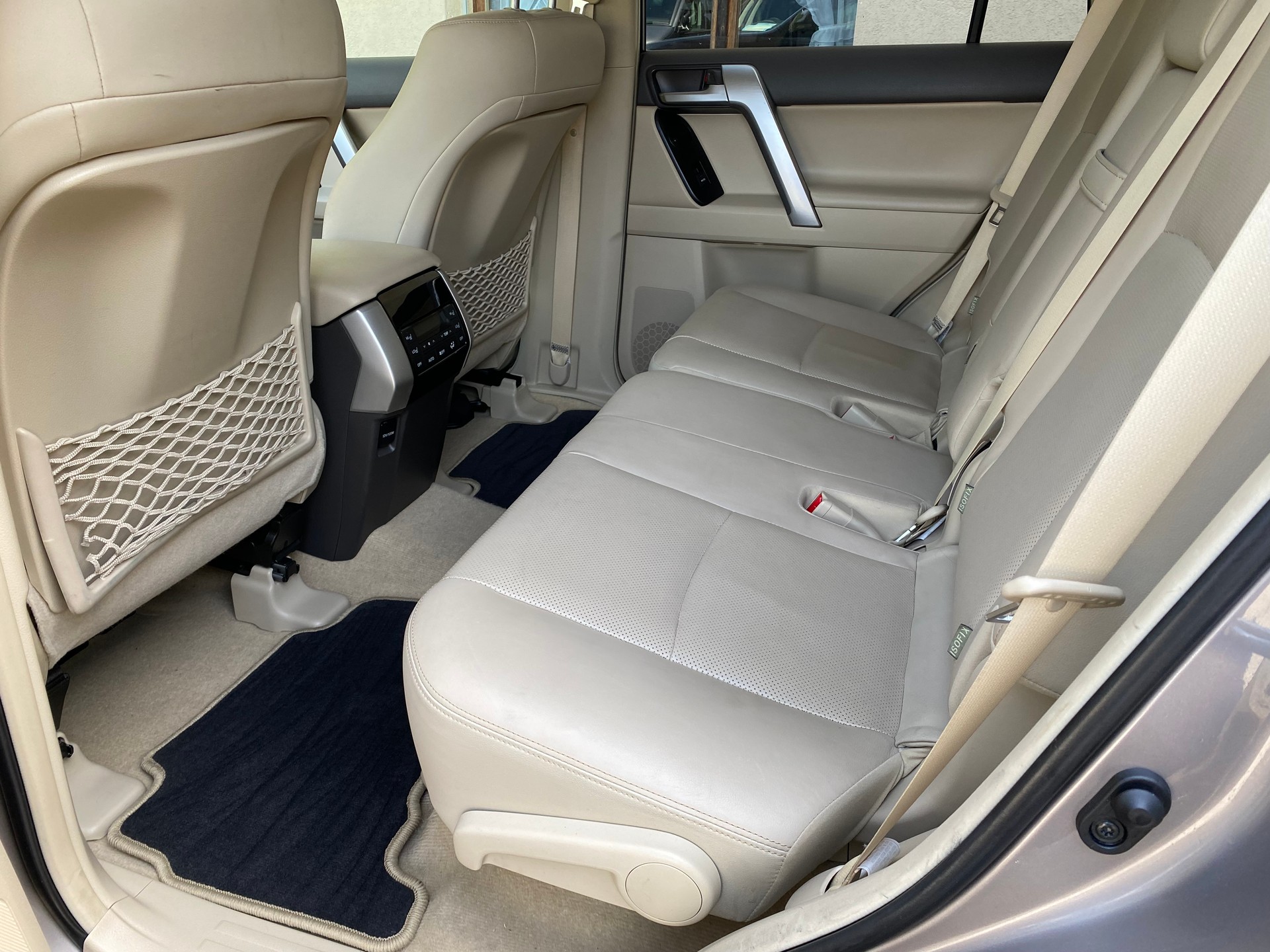 TOYOTA Land Cruiser 2.8TD Premium Automatic-image-8