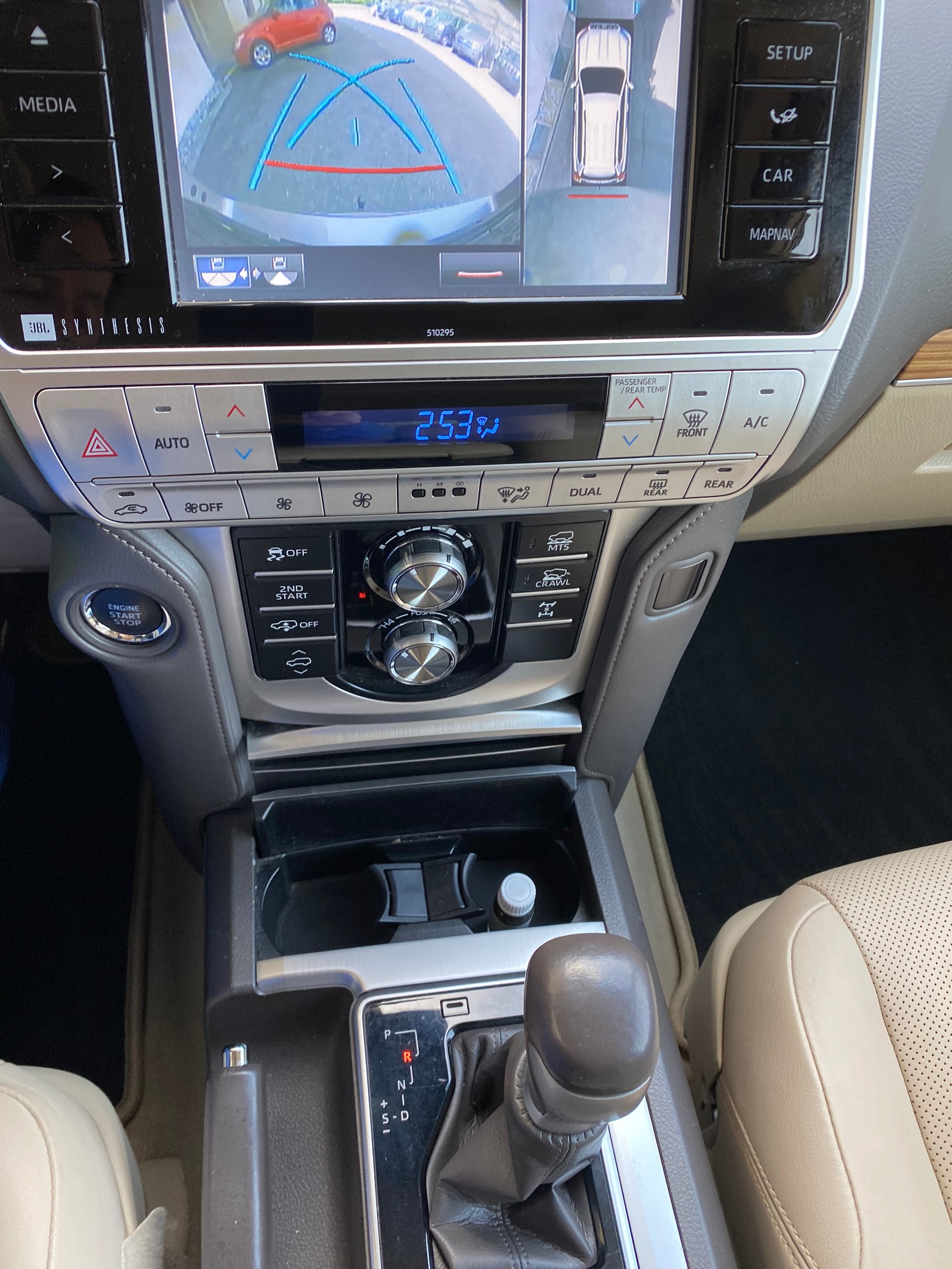 TOYOTA Land Cruiser 2.8TD Premium Automatic-image-4