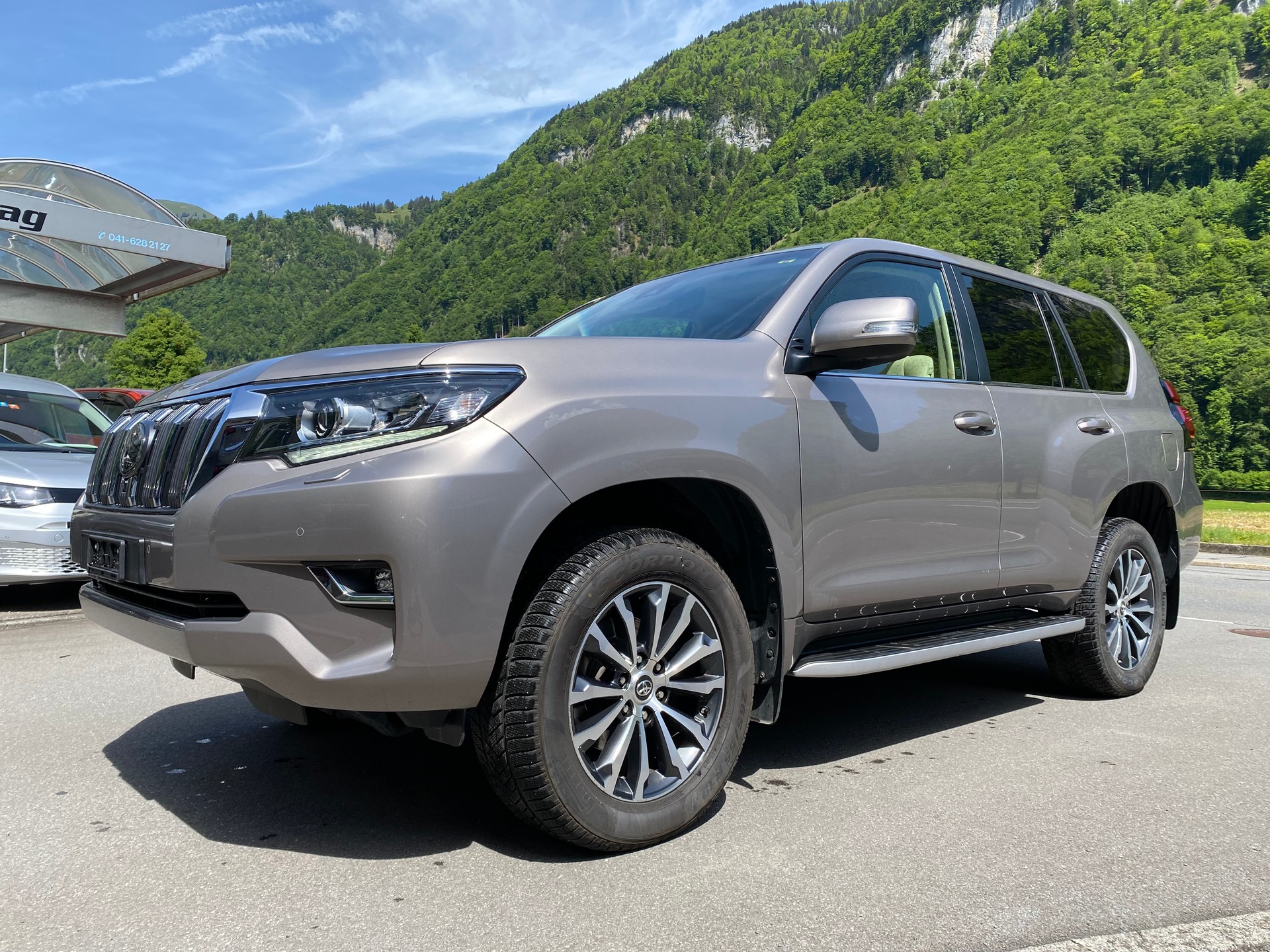 TOYOTA Land Cruiser 2.8TD Premium Automatic-image-1