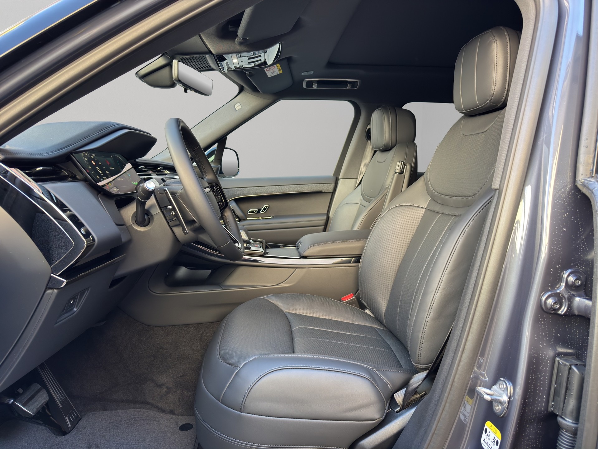 LAND ROVER Range Rover Sport 3.0 I6 P460e SE Dynamic-image-16