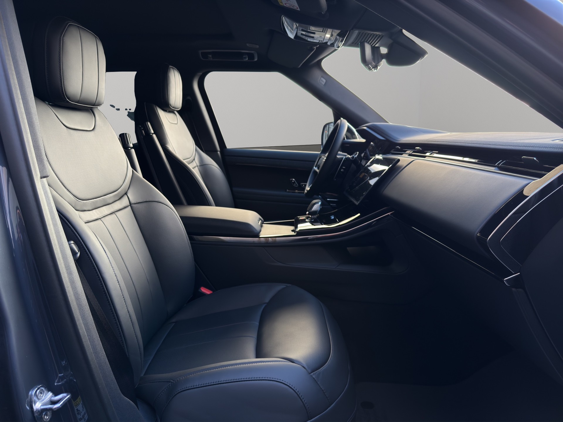 LAND ROVER Range Rover Sport 3.0 I6 P460e SE Dynamic-image-9