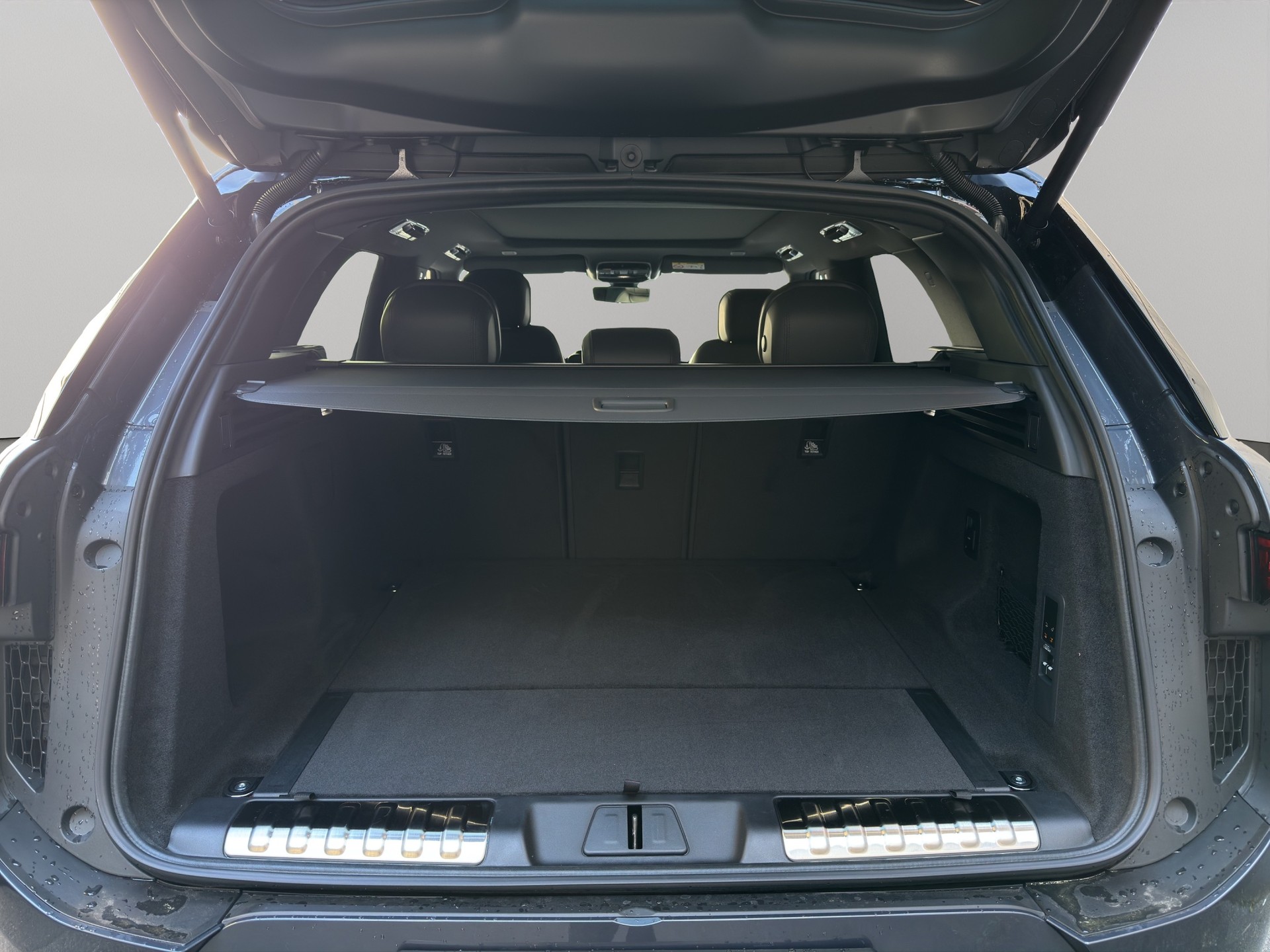LAND ROVER Range Rover Sport 3.0 I6 P460e SE Dynamic-image-11