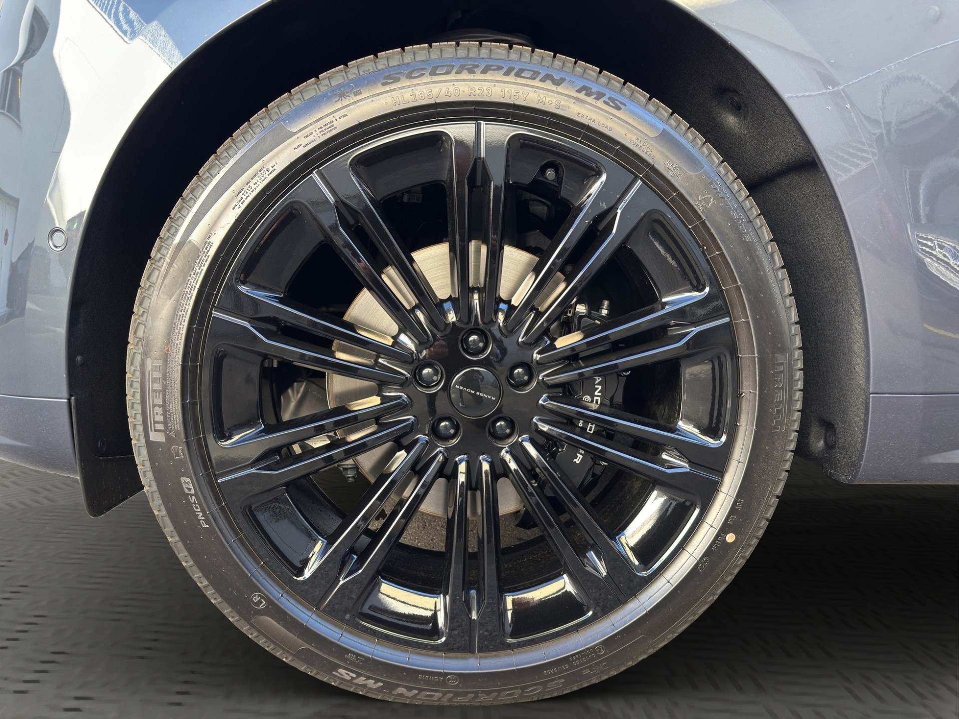 LAND ROVER Range Rover Sport 3.0 I6 P460e SE Dynamic-image-12