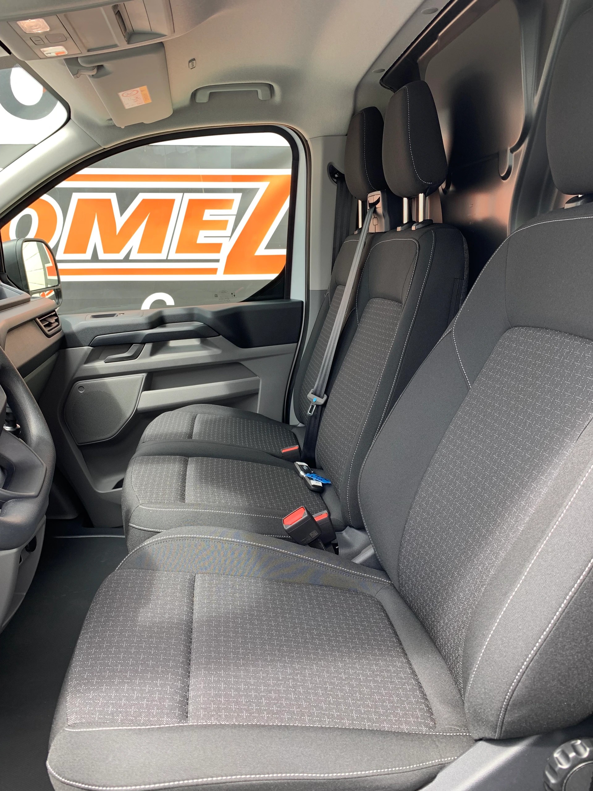 FORD Transit Custom VAN 320 L1H1 Trend-showroom-element-2