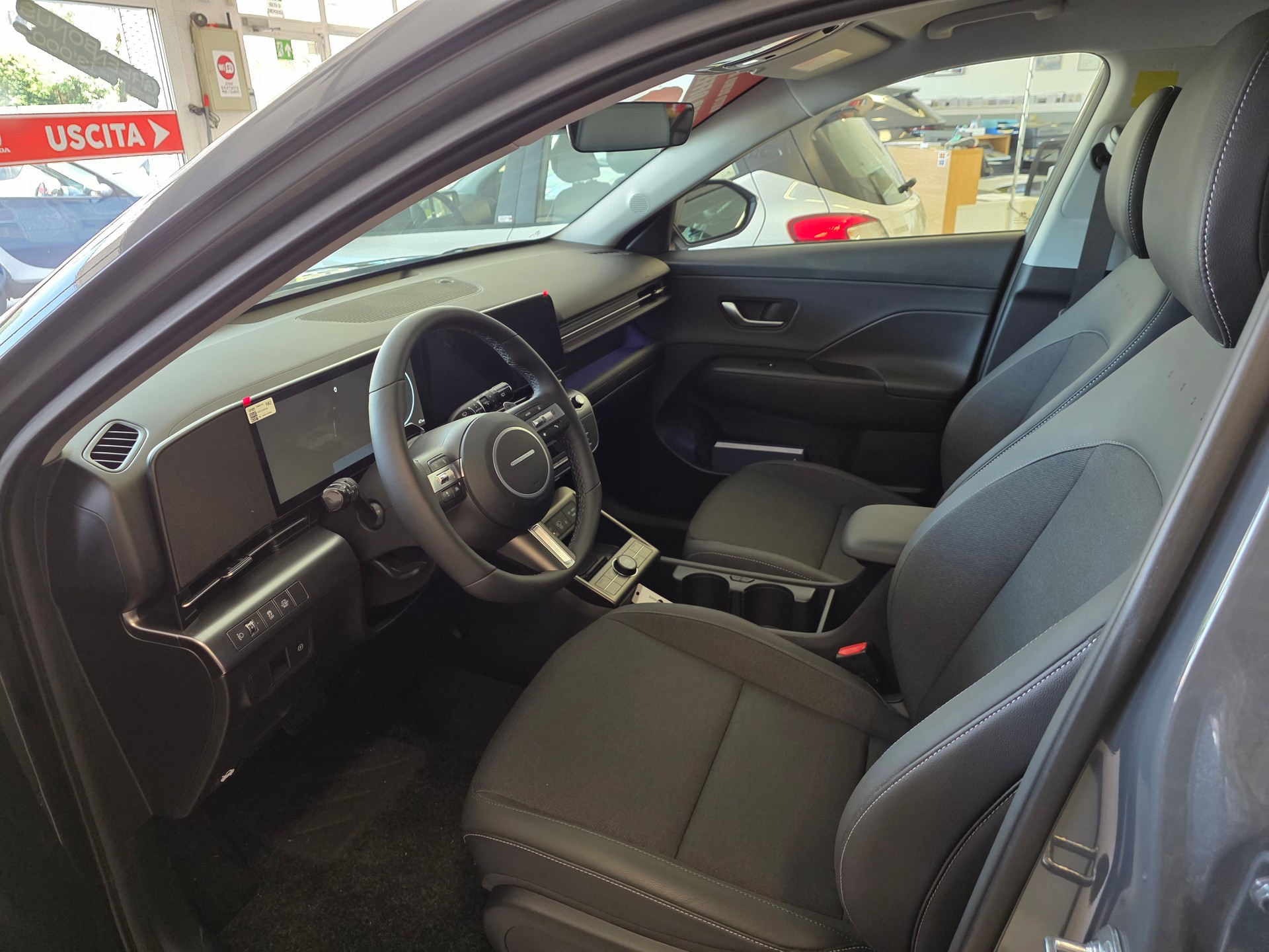 HYUNDAI KONA-image-5