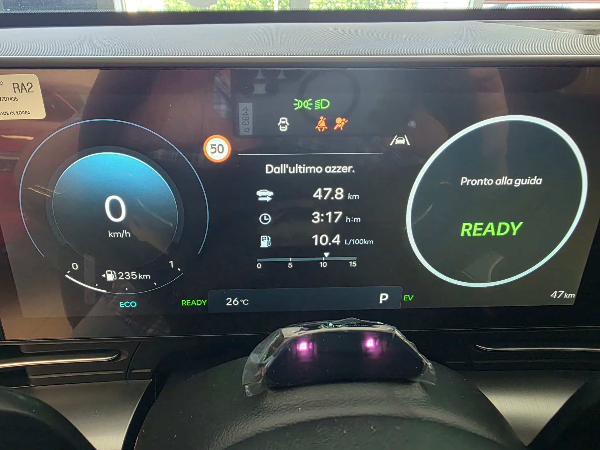 HYUNDAI KONA-image-8