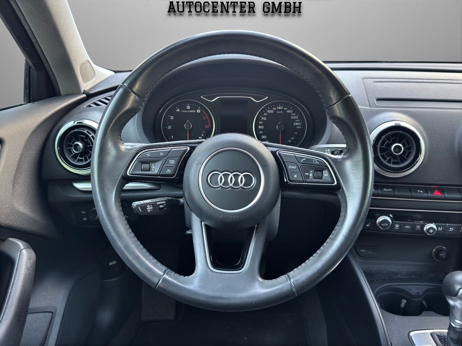 AUDI A3 Sportback 40 TFSI Sport quattro S-tronic-image-9