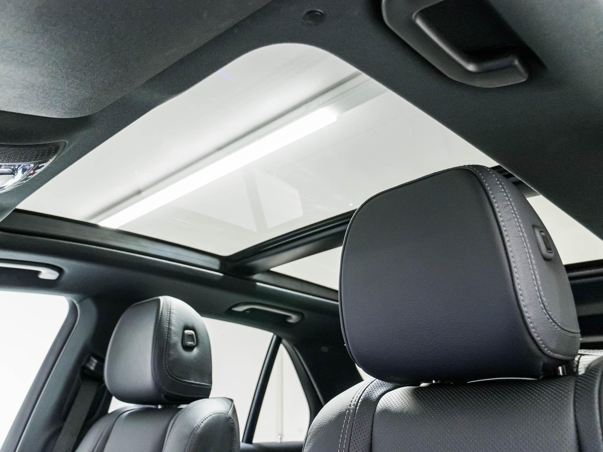 MERCEDES-BENZ GLE 400 d 4MATIC-image-8