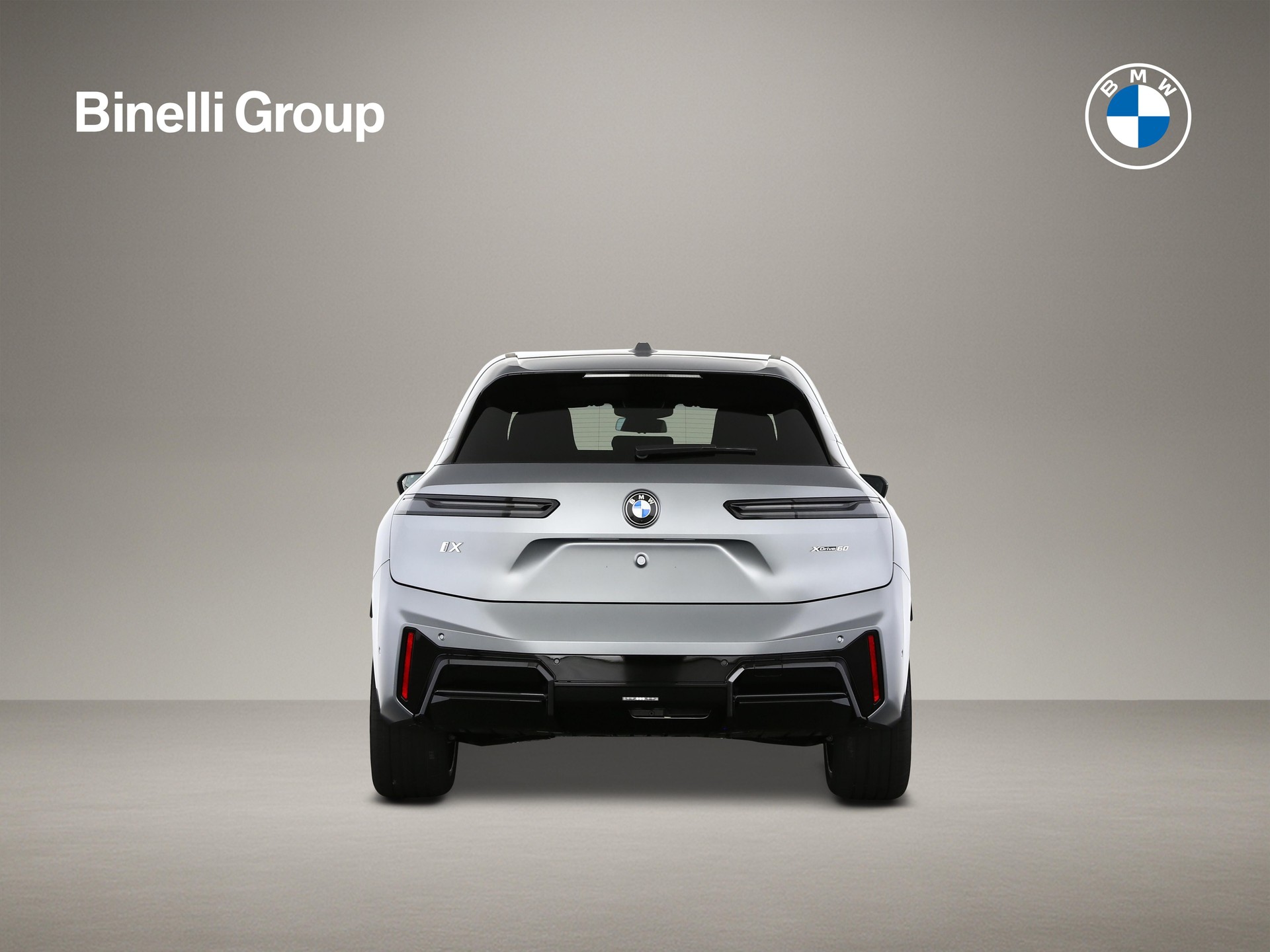 BMW iX xDrive60-showroom-element-3