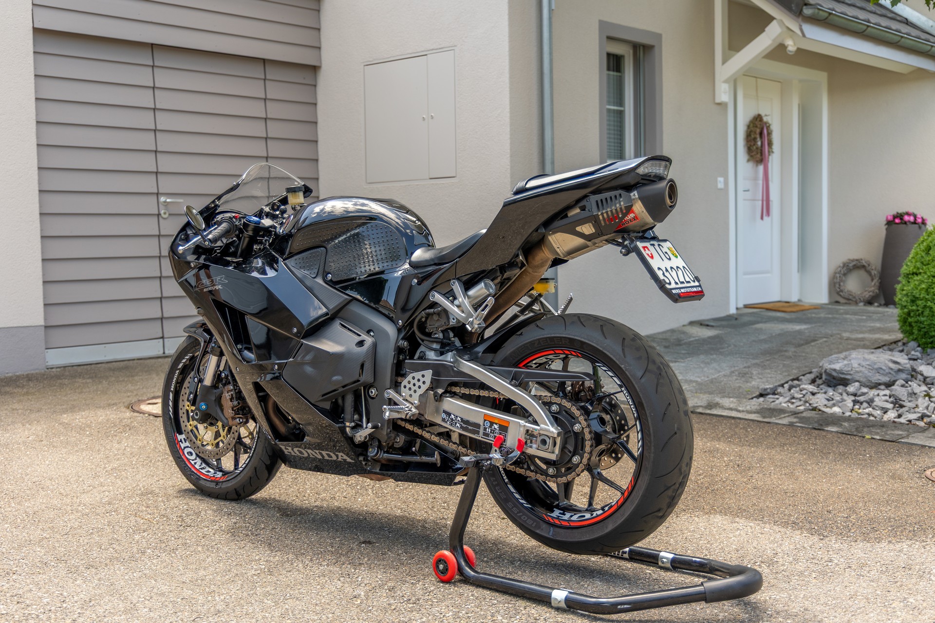 HONDA CBR 600 RA ABS-image-3