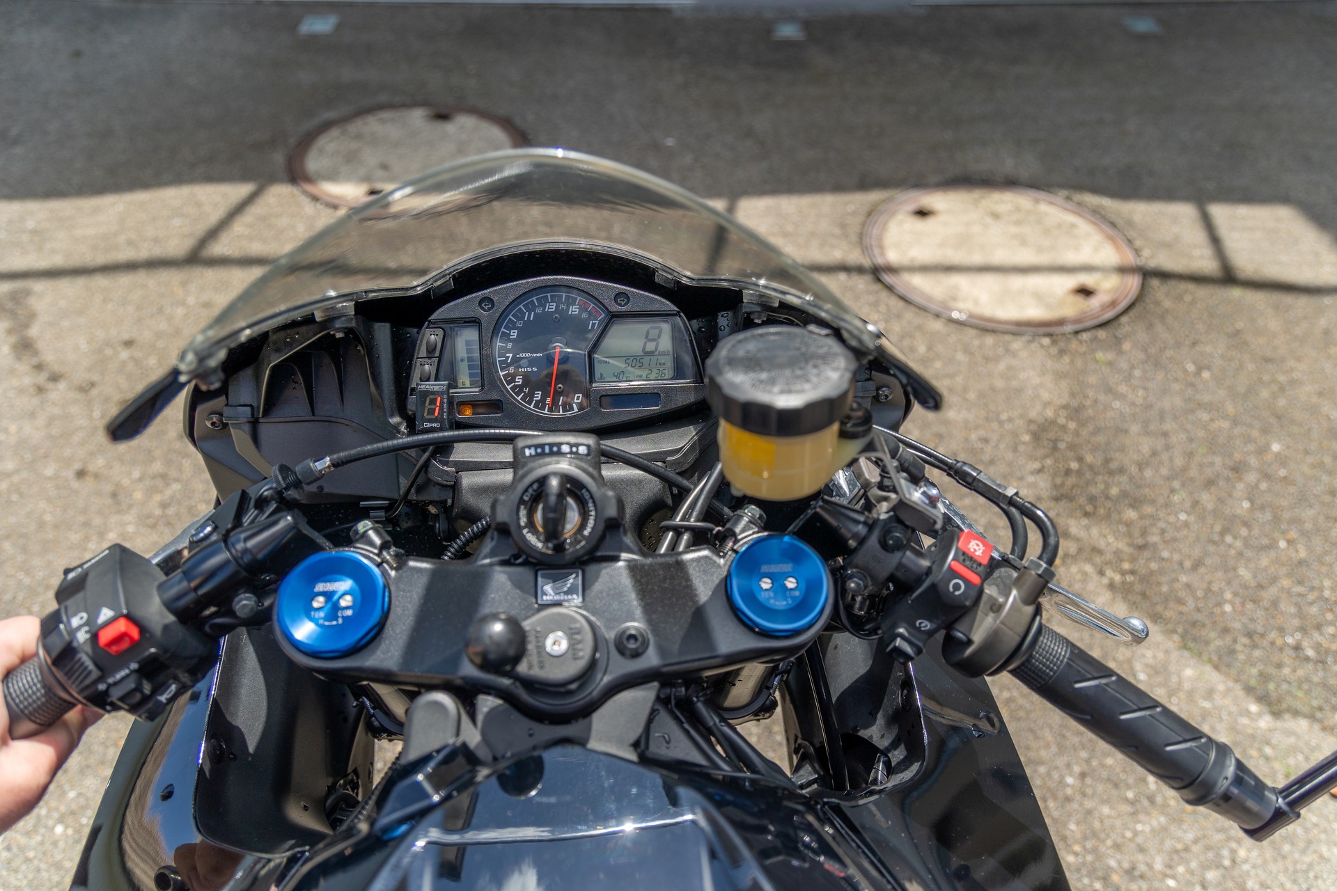 HONDA CBR 600 RA ABS-image-6