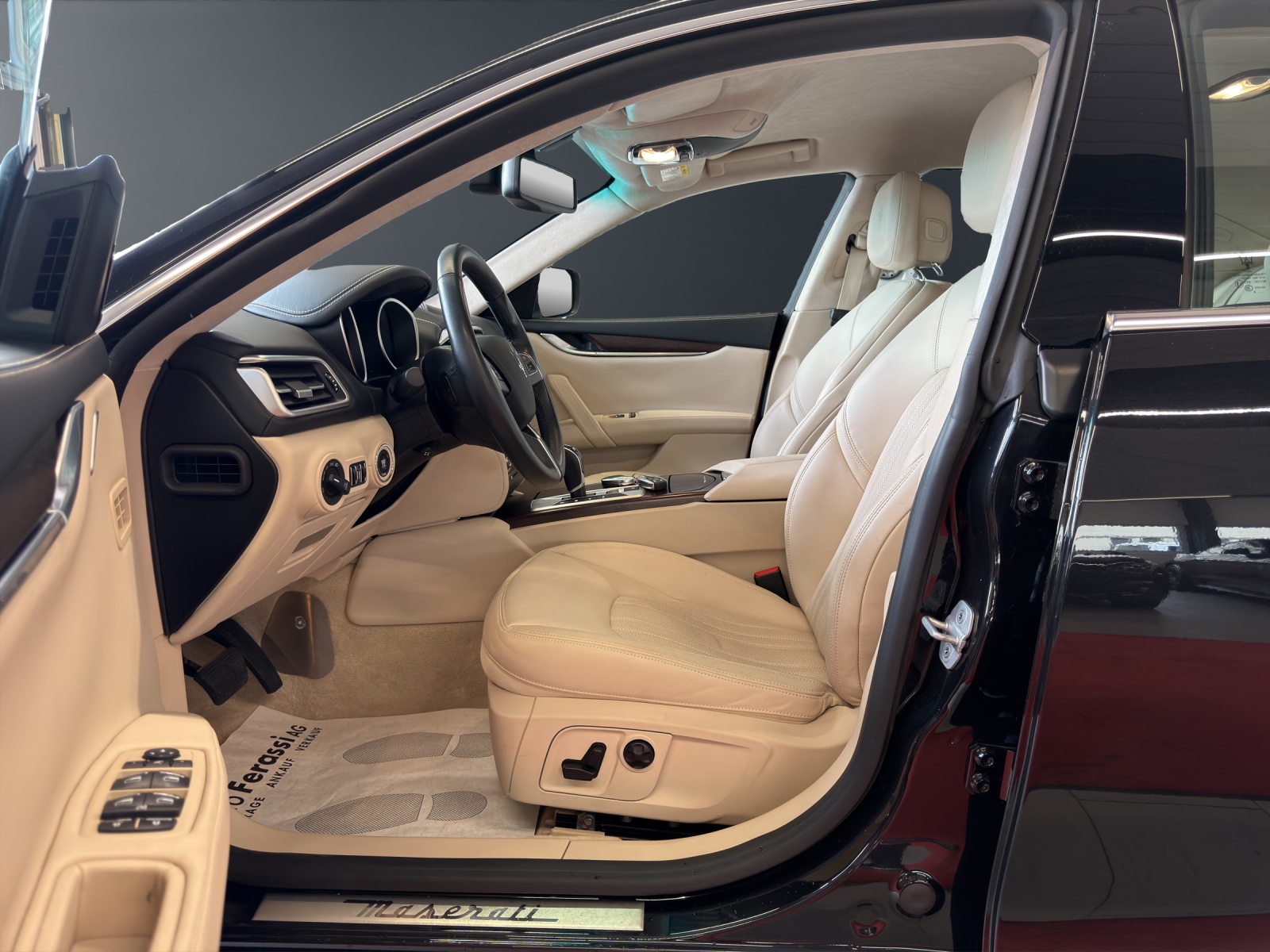 MASERATI Ghibli 3.0 V6 Automatica-image-15