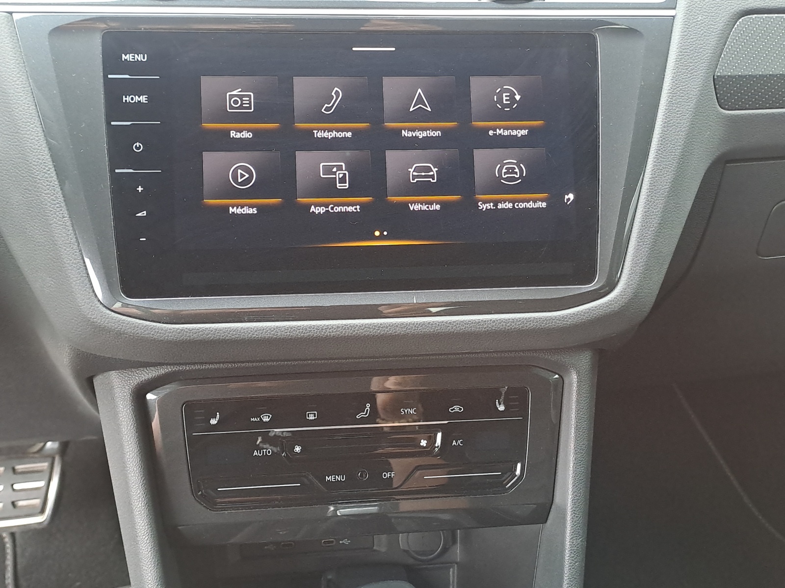 VW Tiguan 1.4TSI PHEV Selection DSG-image-11