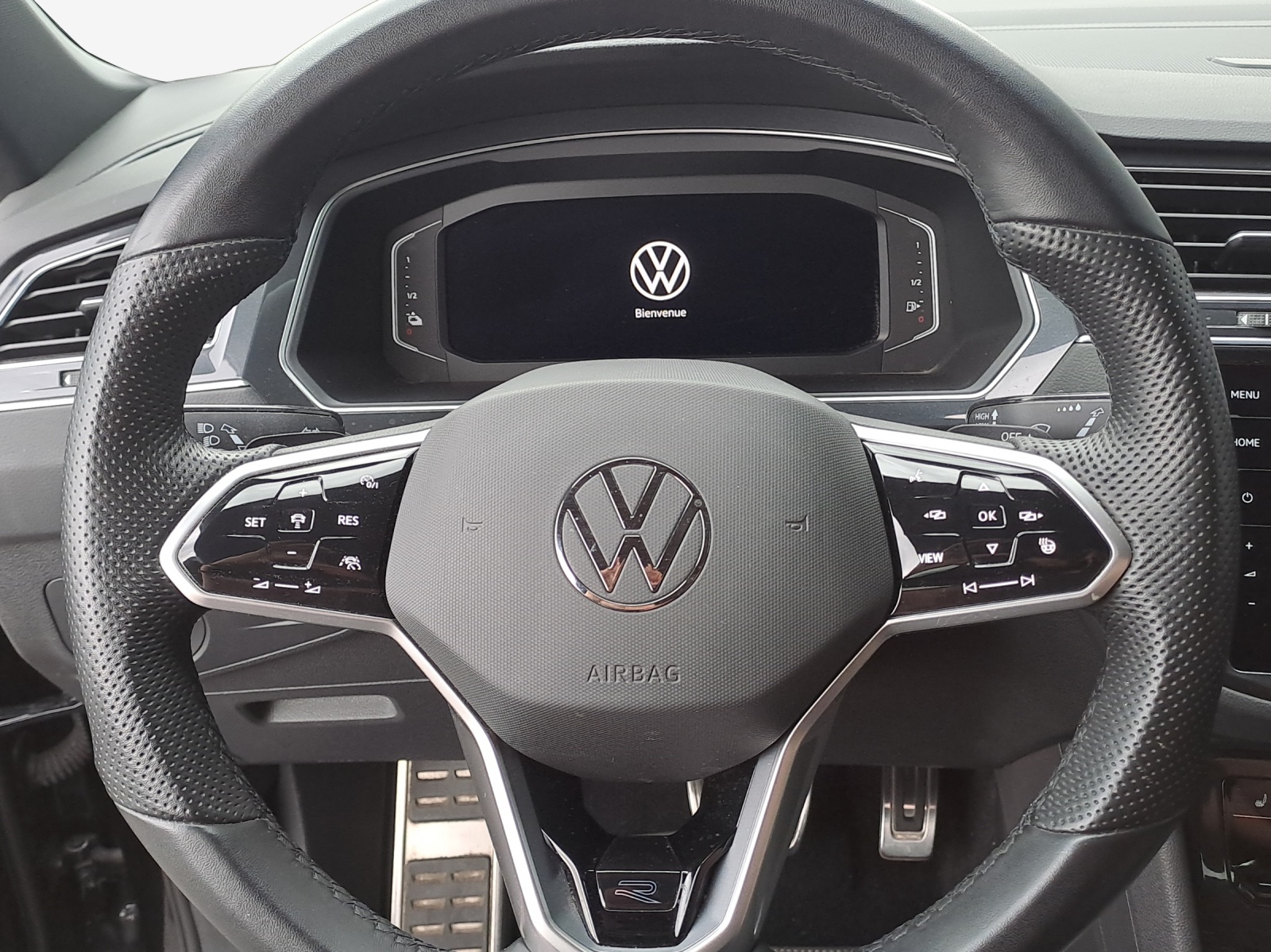 VW Tiguan 1.4TSI PHEV Selection DSG-image-10