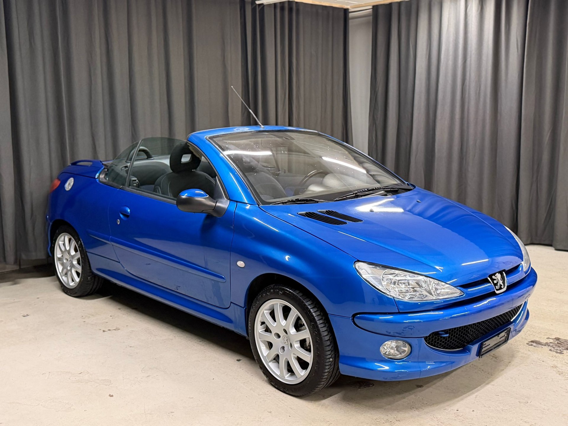 PEUGEOT 206 CC 1.6 16V-image-1