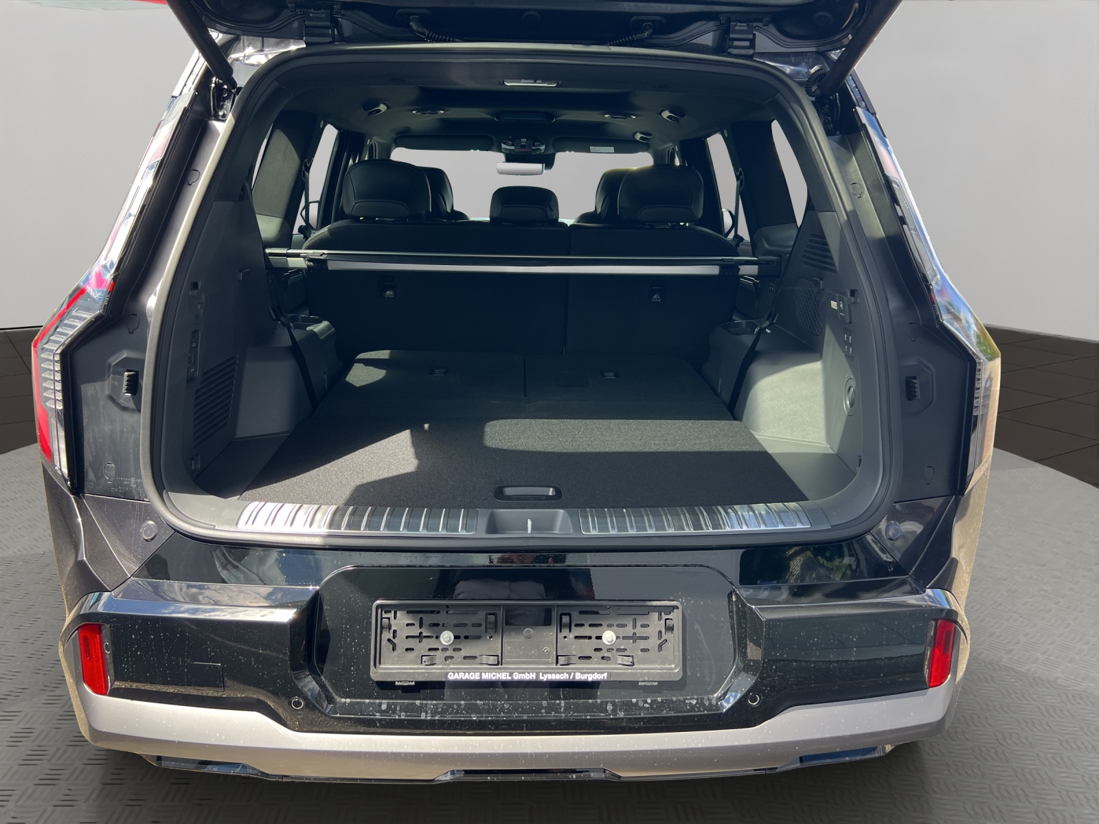 KIA EV9 99,8 kWh GT 4x4 Automat / elektr. Glasschiebedach / Wärmepumpe / Batterieheizsystem / Eintauschprämie CHF 6'000.--image-14
