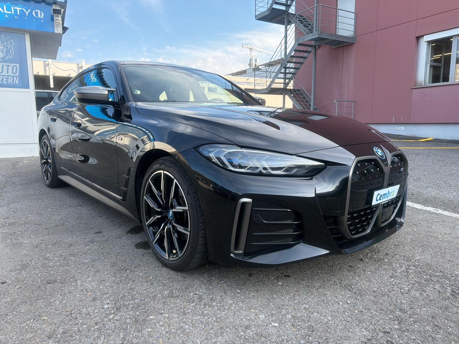 BMW i4 M50-showroom-element-3