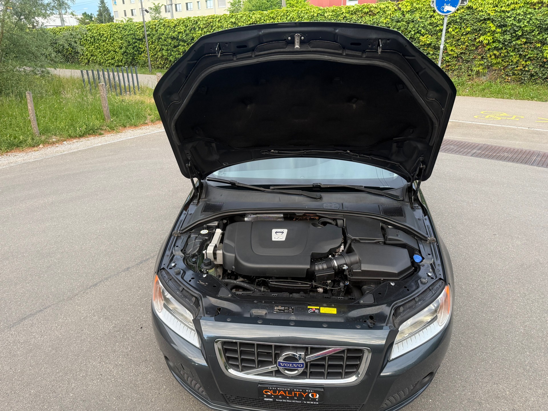 VOLVO V70 2.4D Summum Geartronic-image-22