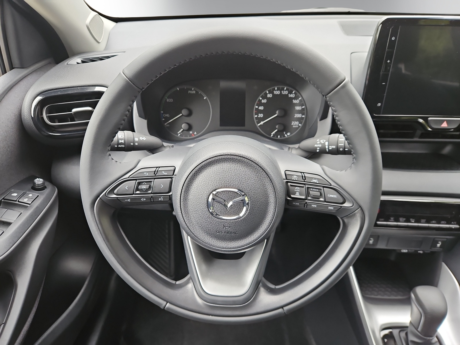 MAZDA 2 Hybrid Centre-line-image-9