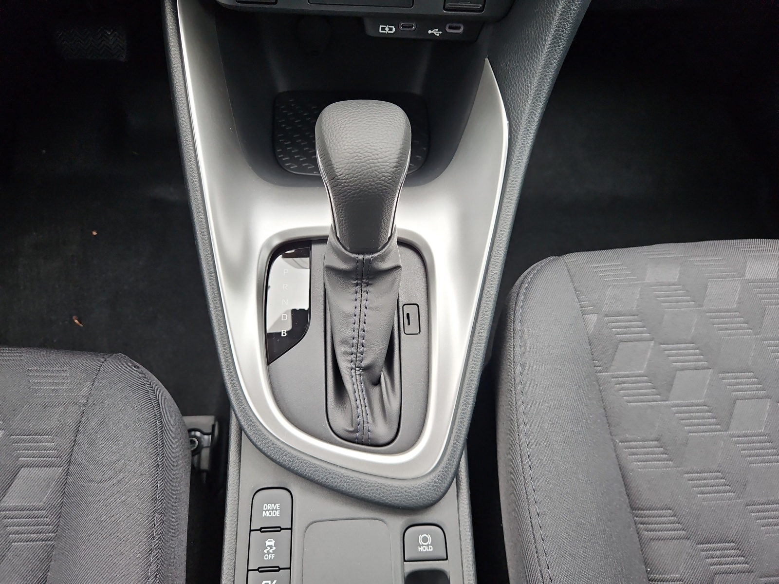 MAZDA 2 Hybrid Centre-line-image-8