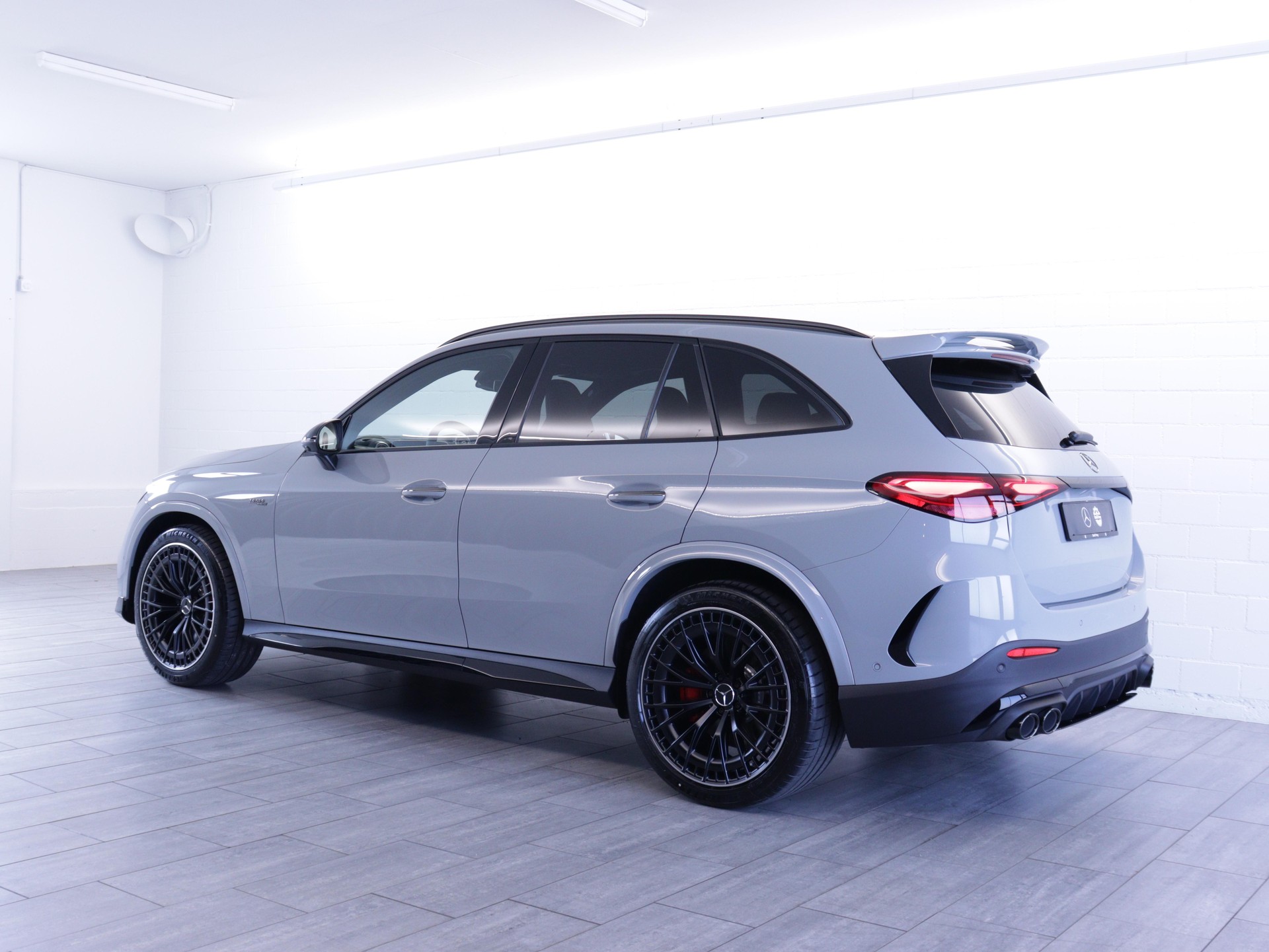 MERCEDES-BENZ GLC 53 AMG 4matic+-showroom-element-2