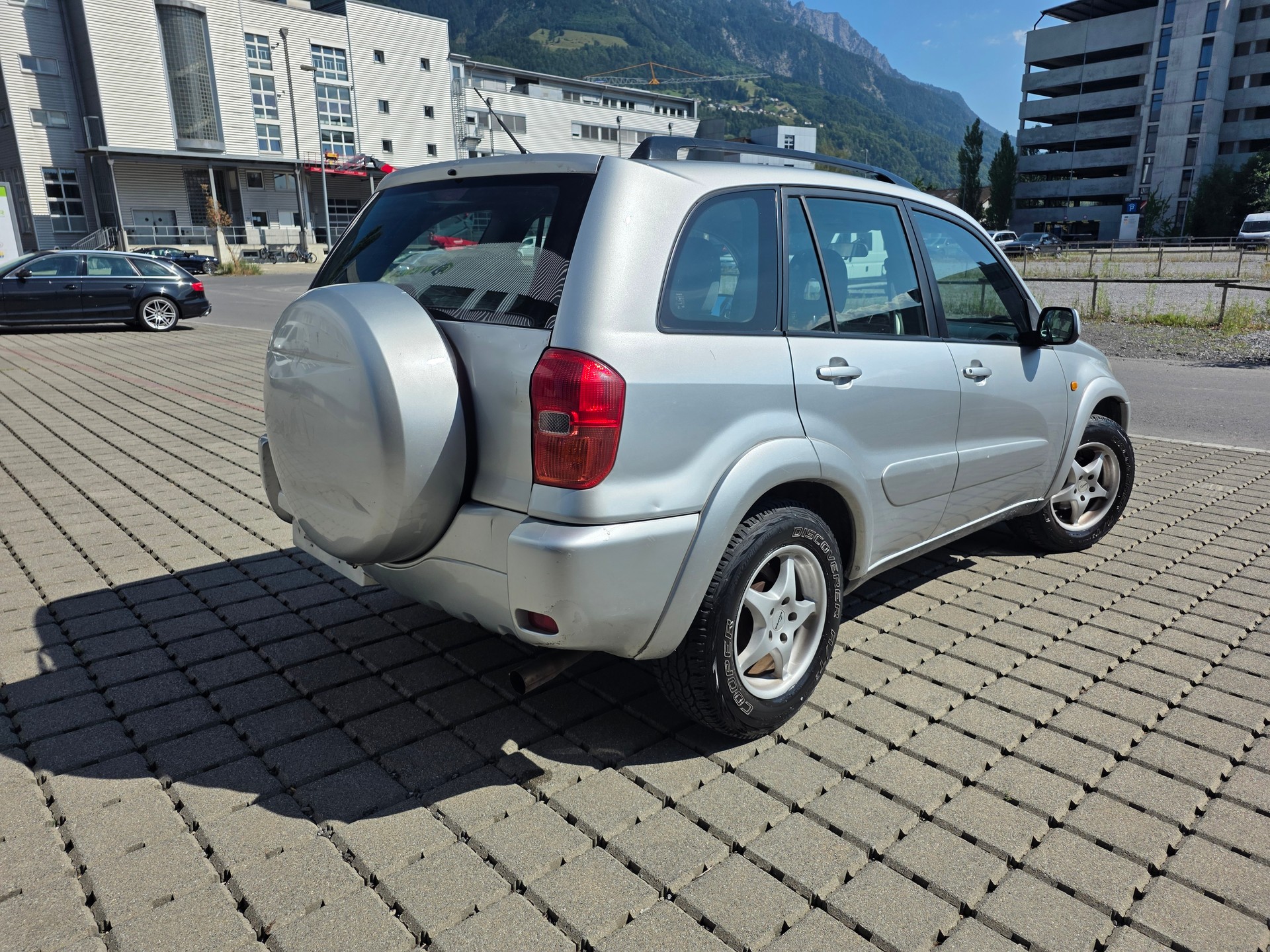 TOYOTA RAV-4 2.0 16V Linea Sol-image-4