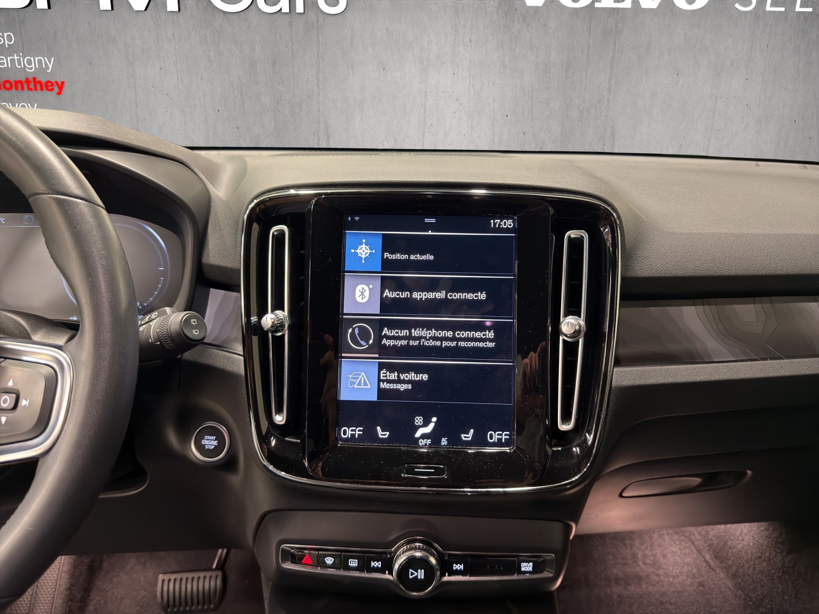 VOLVO XC40 T4 PHEV Plus Dark DCT-image-13