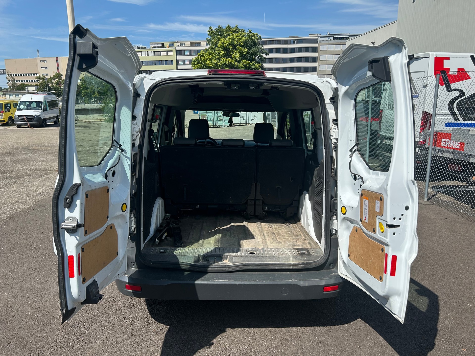 FORD Transit Connect Van T200 1.6 TDCi Trend-image-3