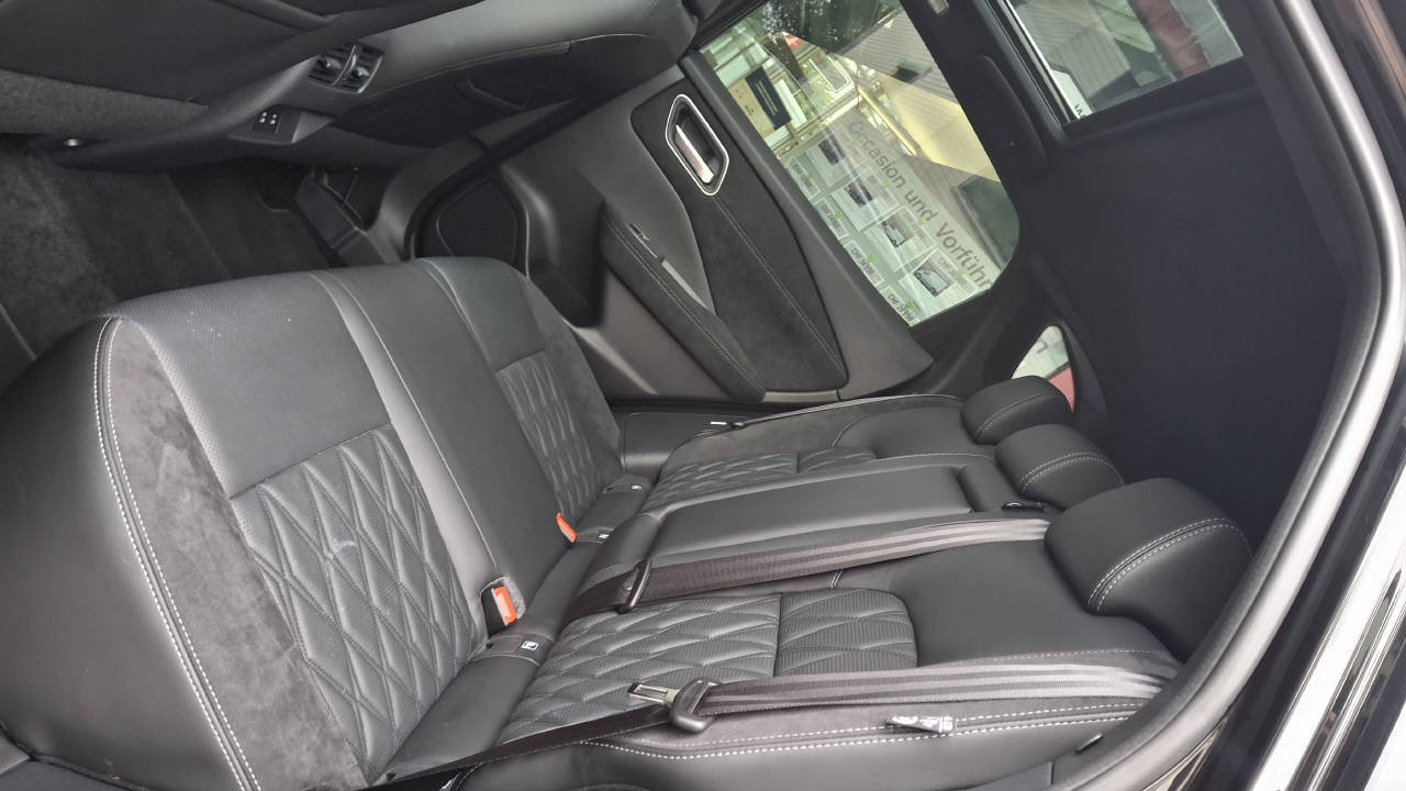 NISSAN Qashqai 1.3 DIG-T Tekna+ 4x4-image-8