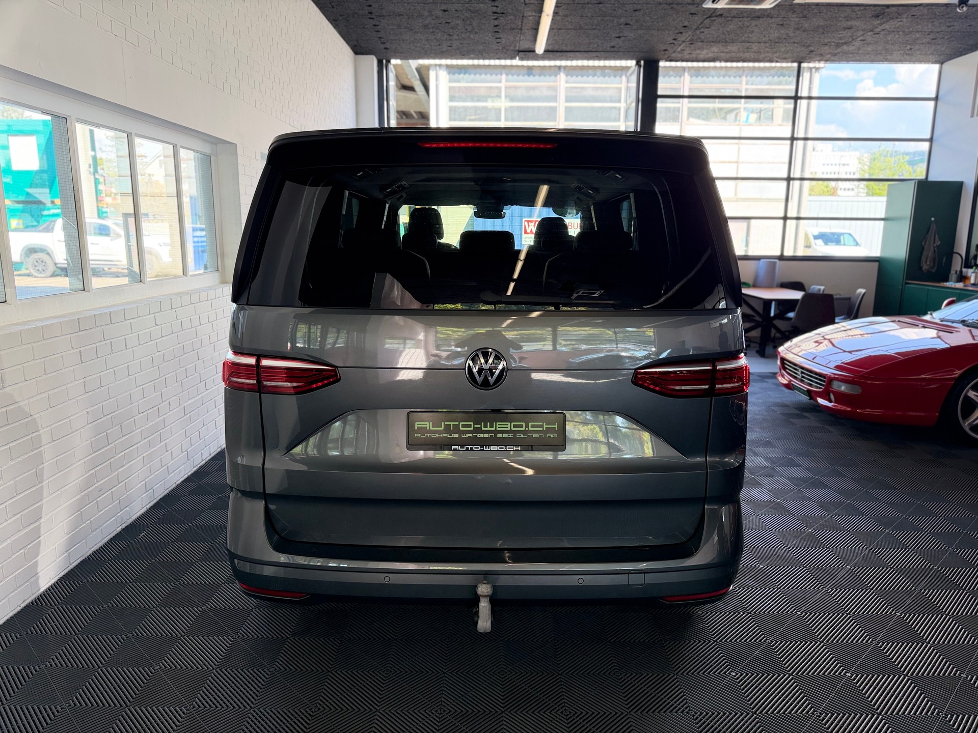 VW Multivan 2.0 TDI DSG-showroom-element-3