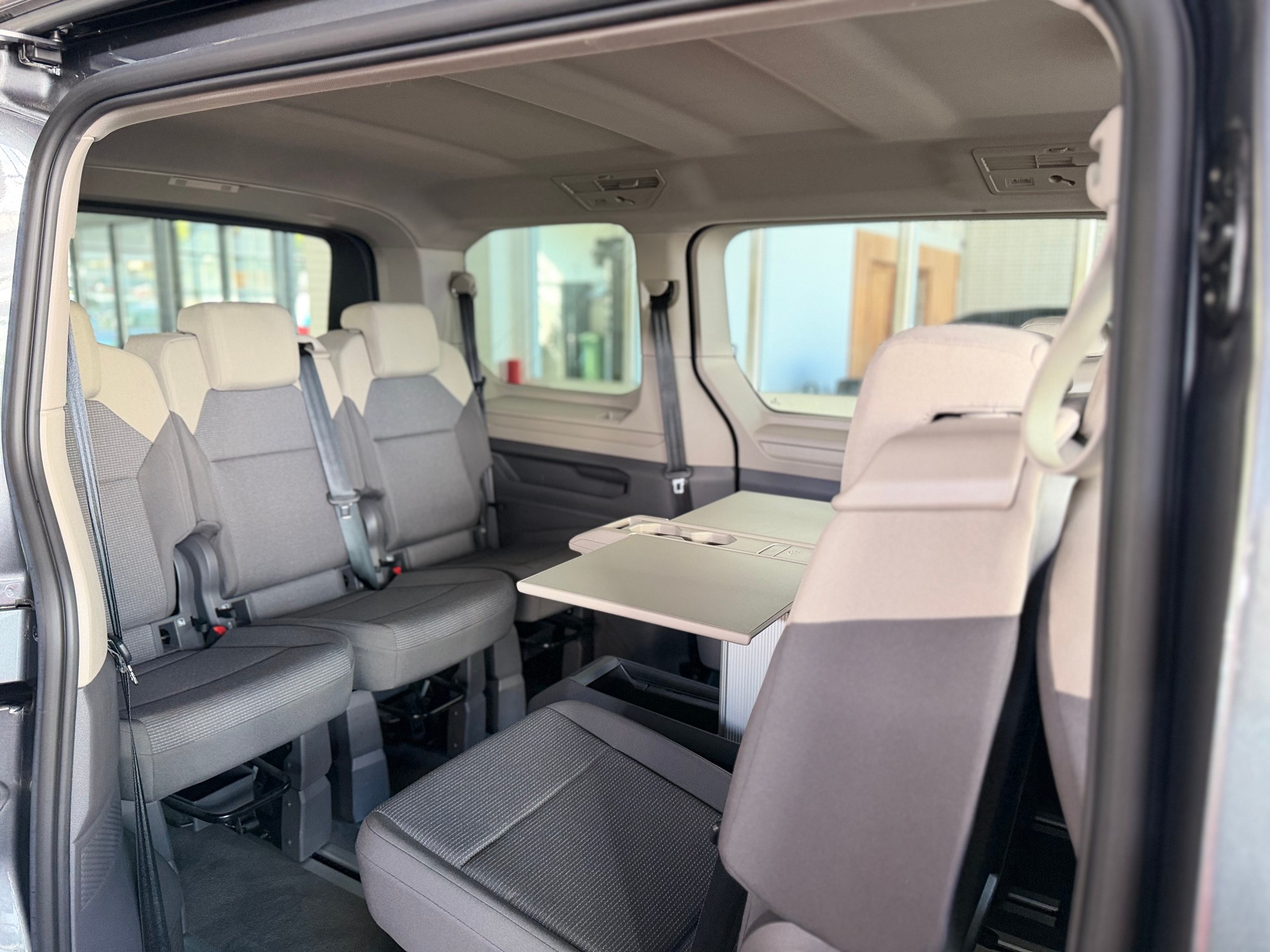 VW Multivan 2.0 TDI DSG-image-11