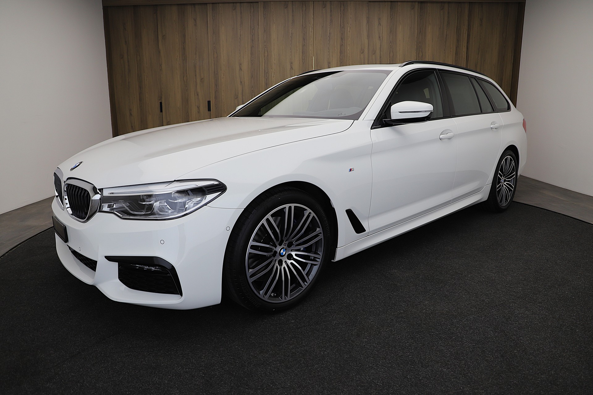 BMW 530d xDrive Touring M Sport Steptronic