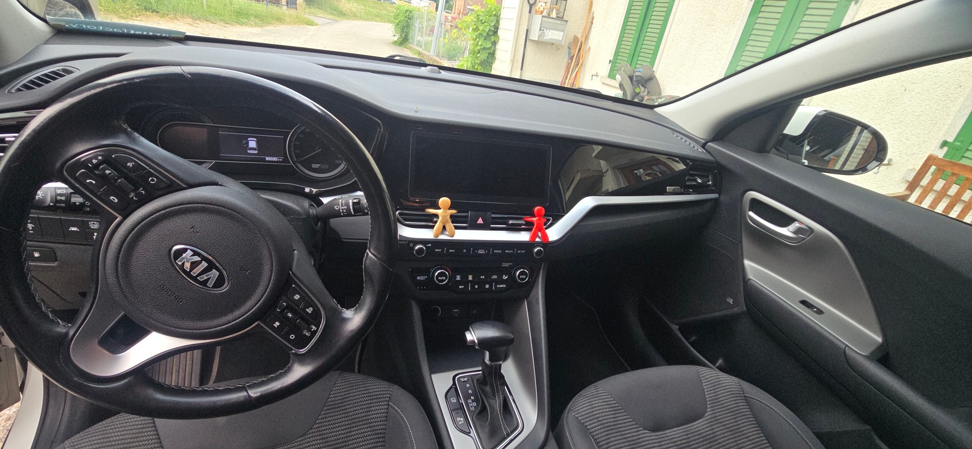 KIA 1.6 GDi Hybrid Power 25-image-2