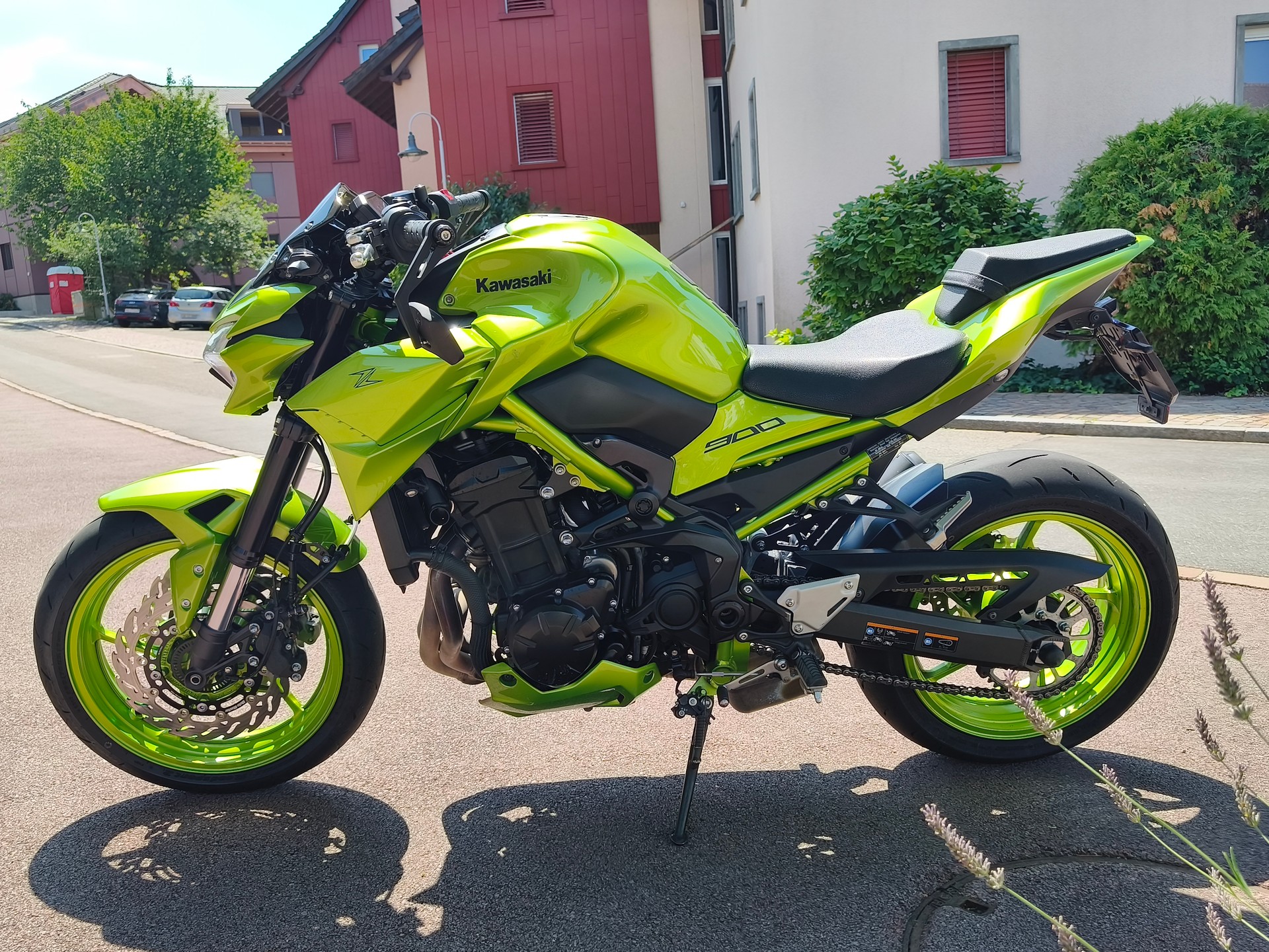 KAWASAKI Z 900-image-0