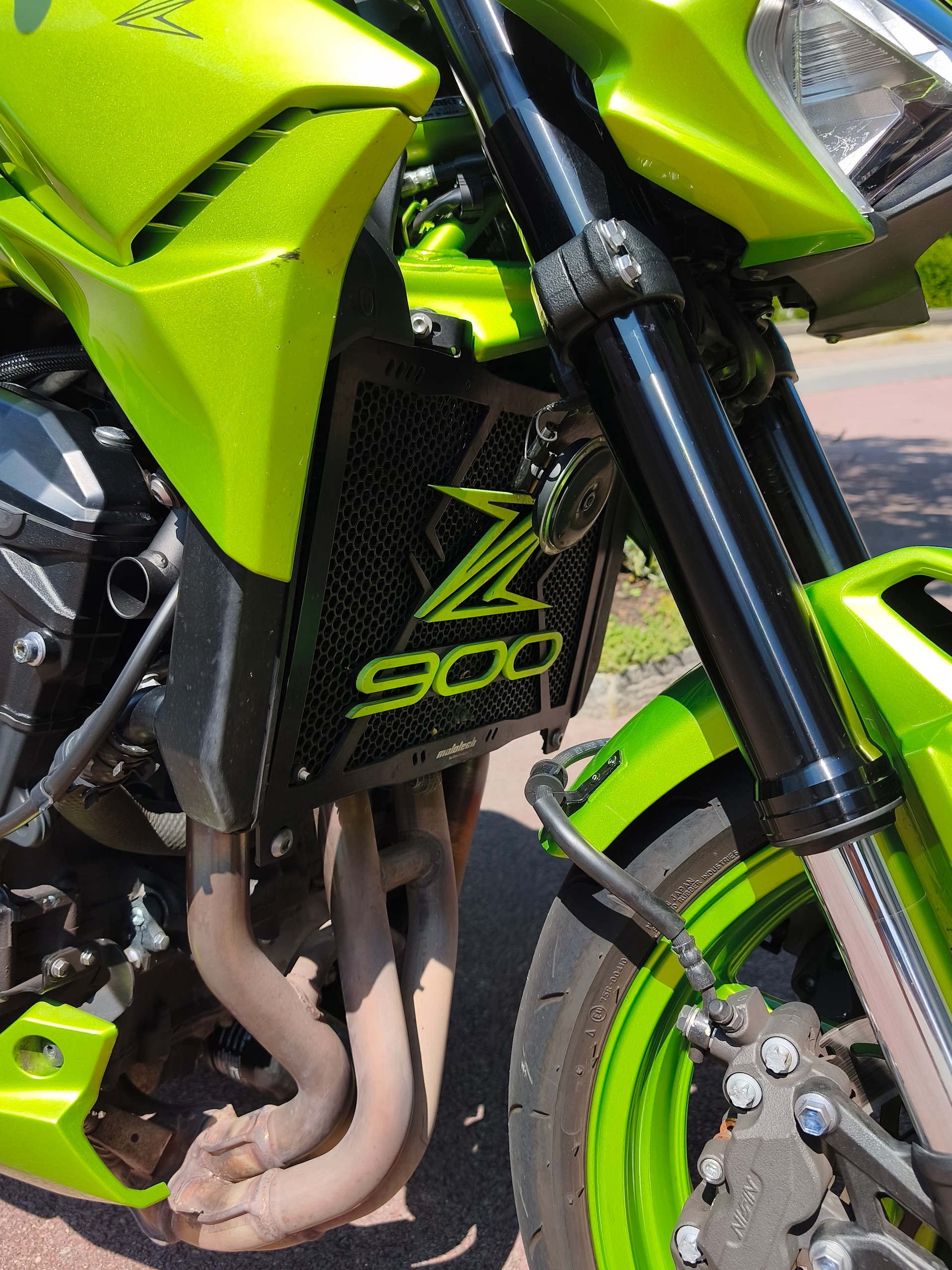 KAWASAKI Z 900-image-4